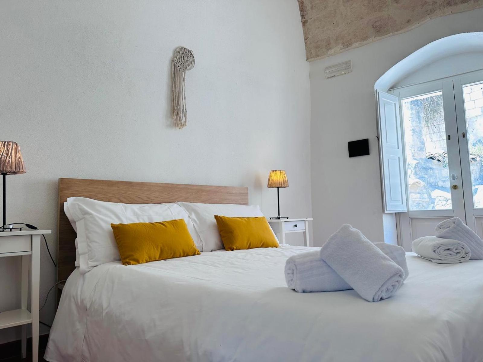 Appartamento con 2 Camere da Letto e Terrazza