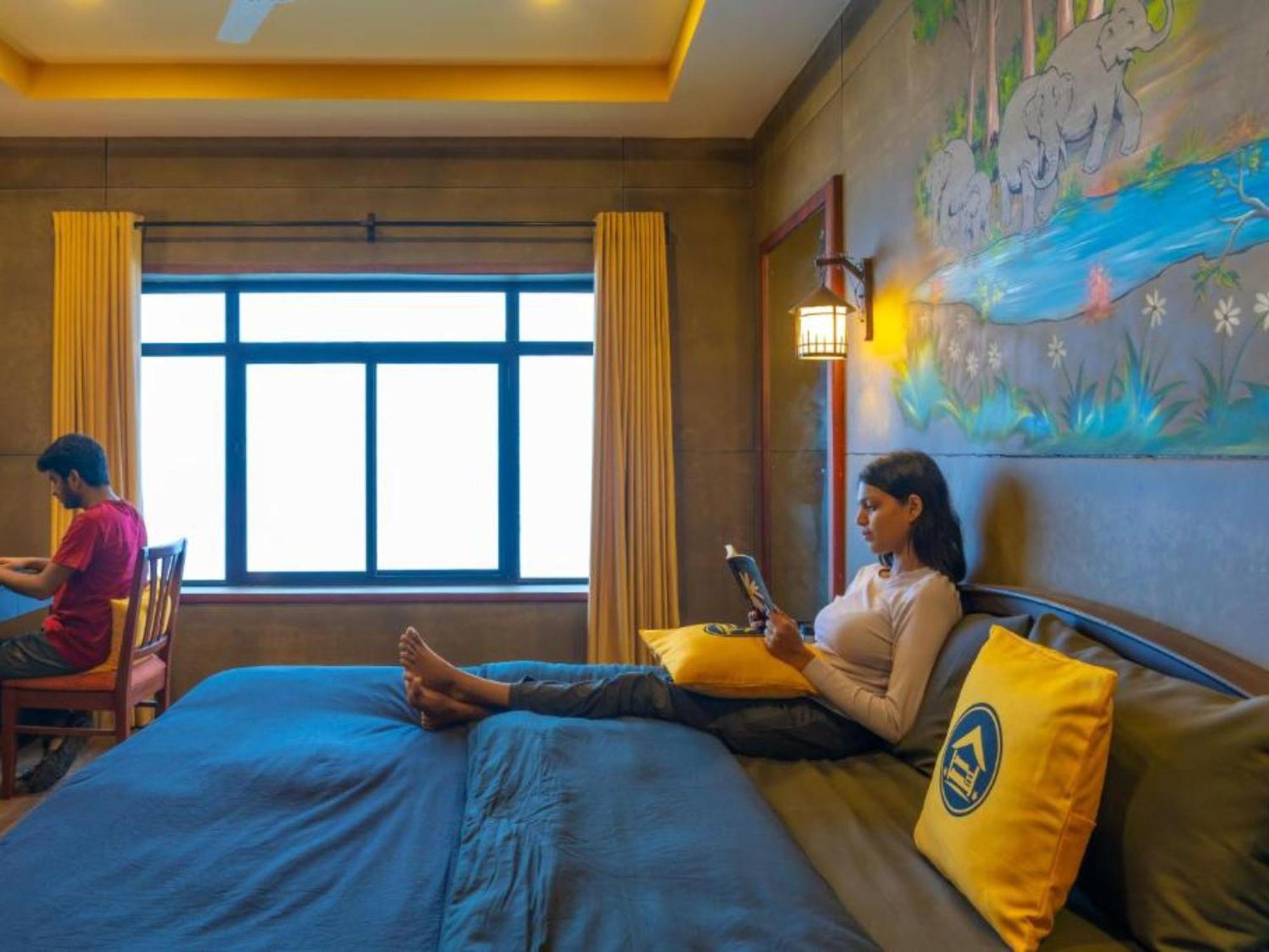 Deluxe Double Room with Balcony and Valley View