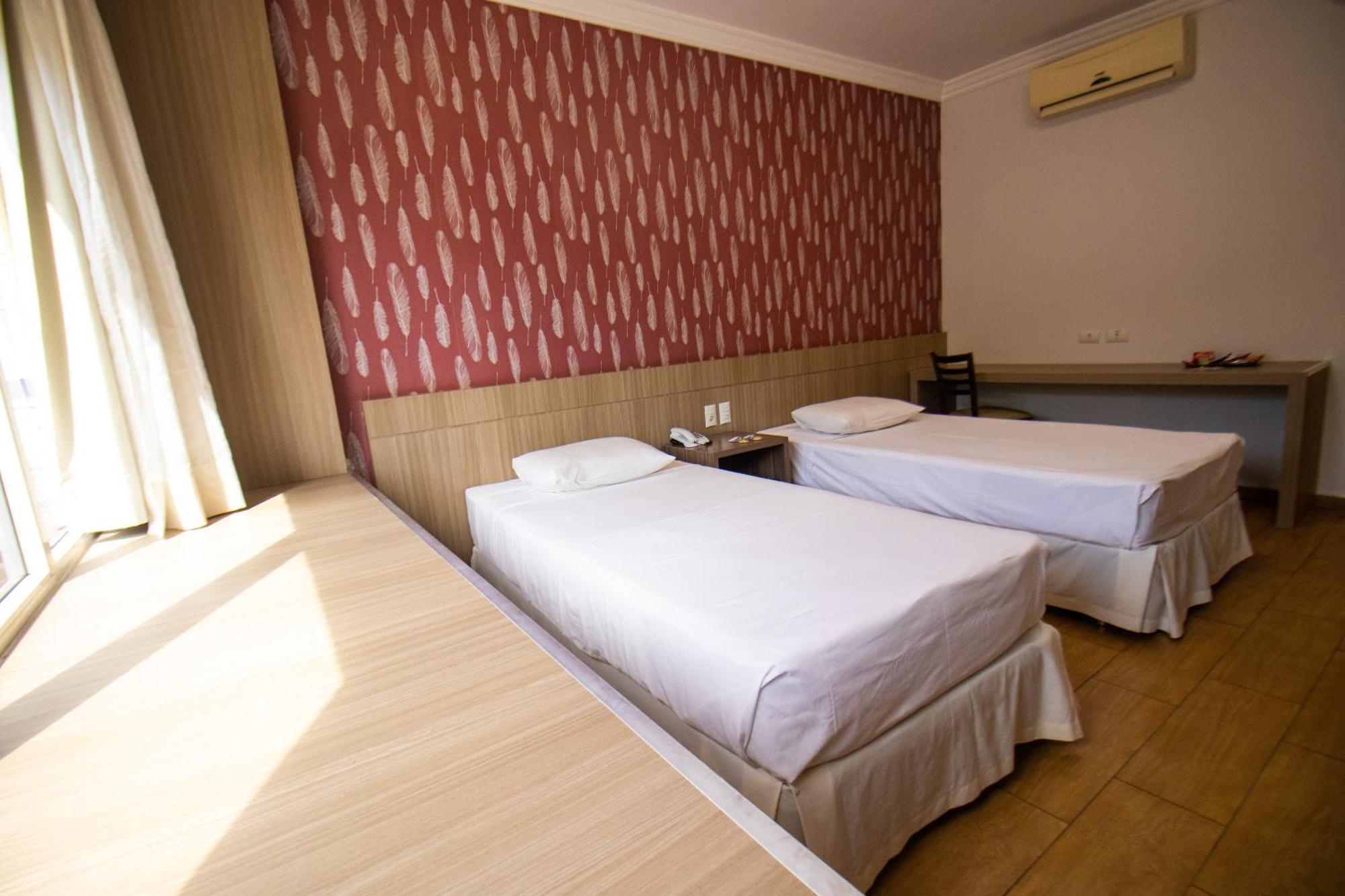 Quarto Twin