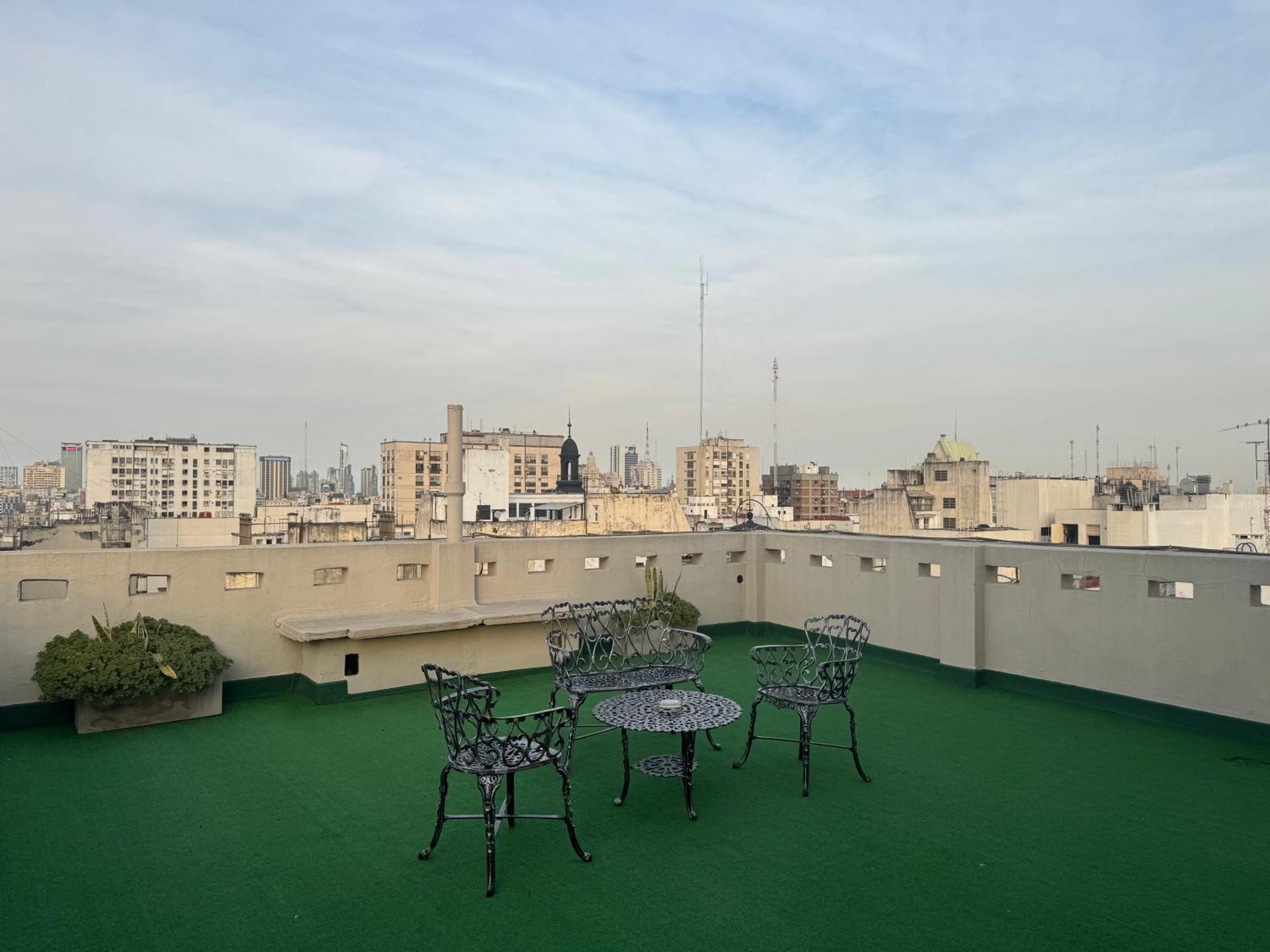 Quarto Triplo com Terraço