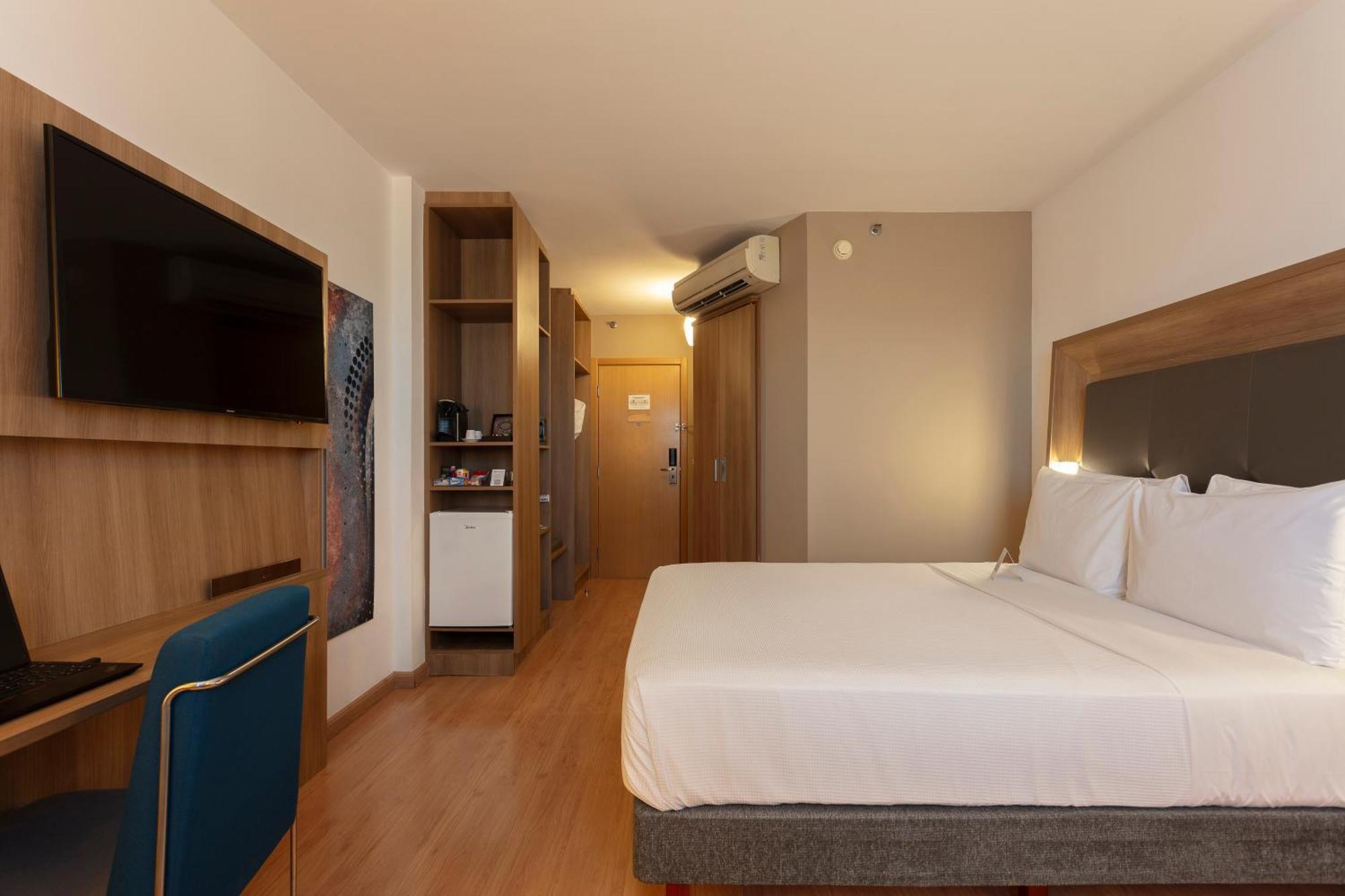 Quarto Queen Superior com Sofá-cama - Não Fumador