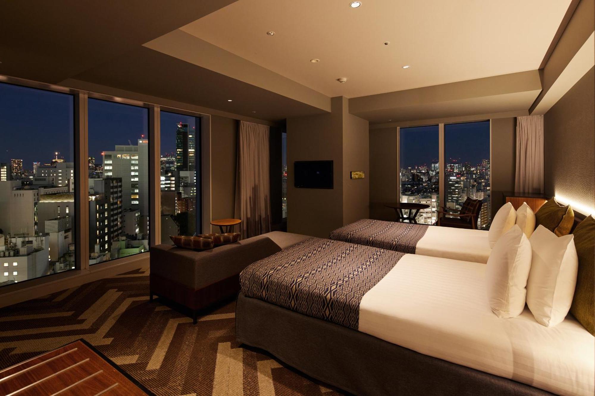 Superior Corner Twin Room with City View - Extra Bed for more than 3 Adults