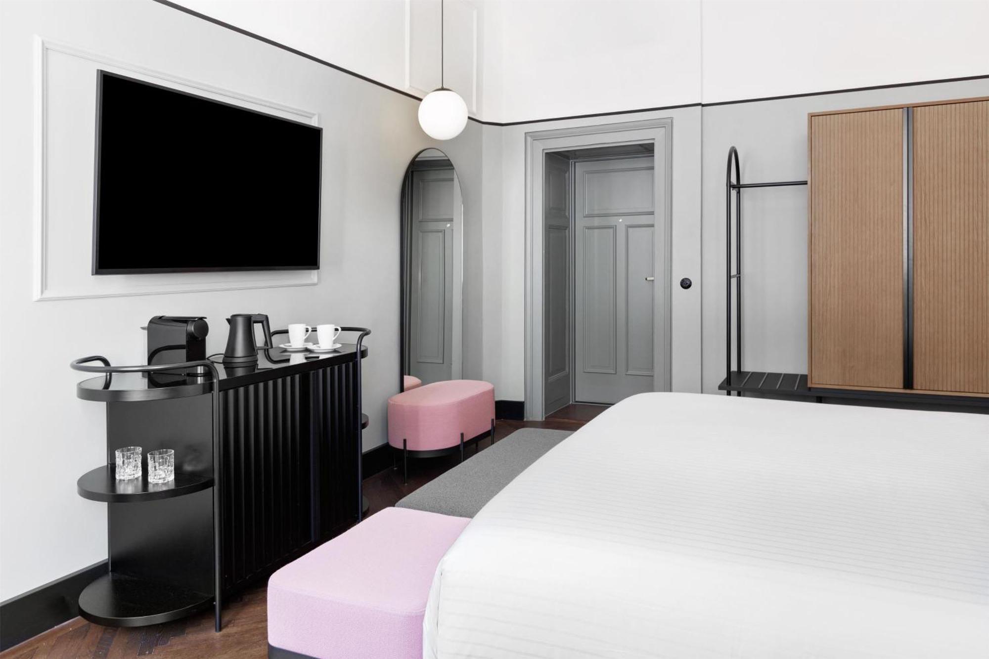 Superior Zimmer mit Kingsize-Bett