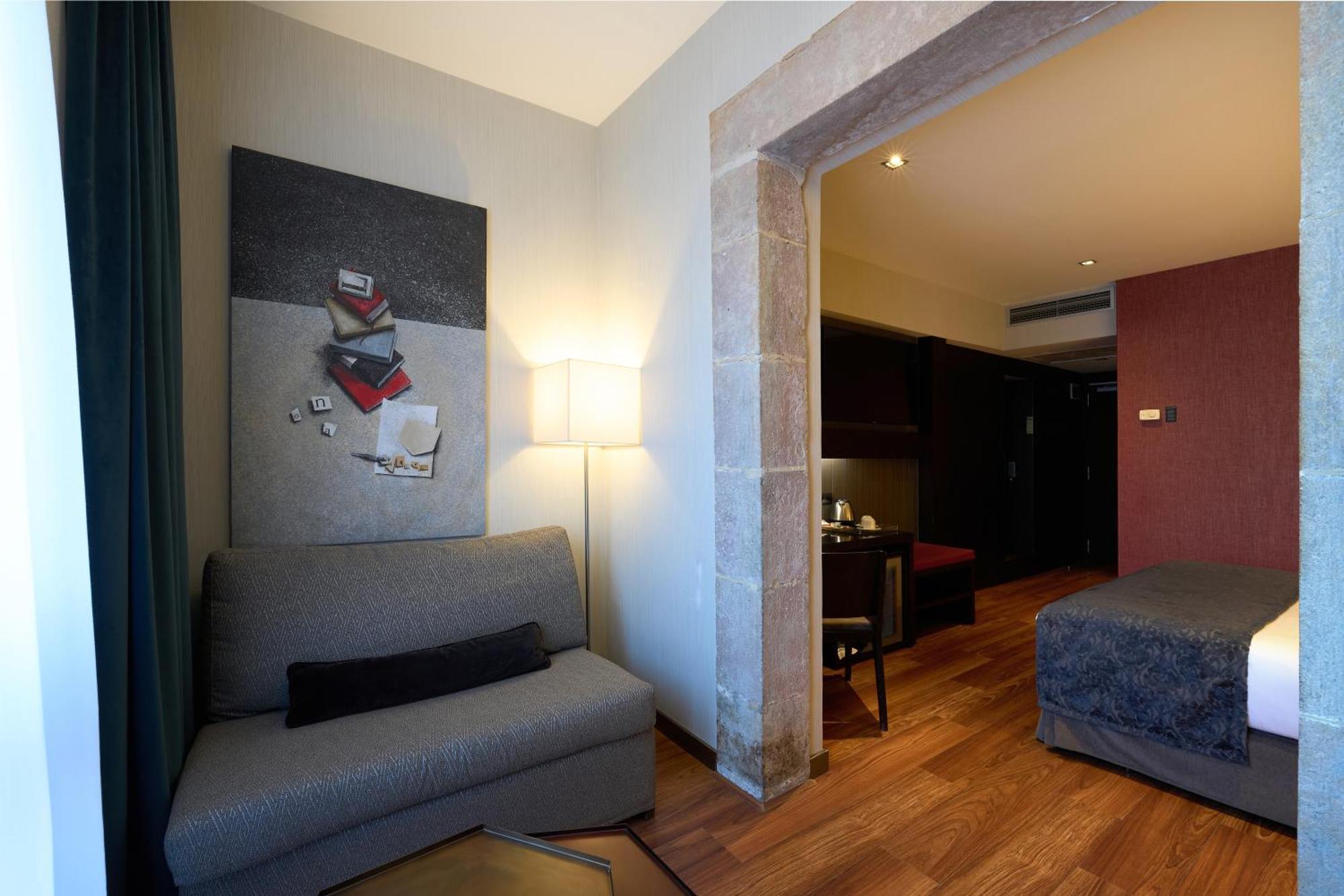 Triple Room,1676733639:JPEG