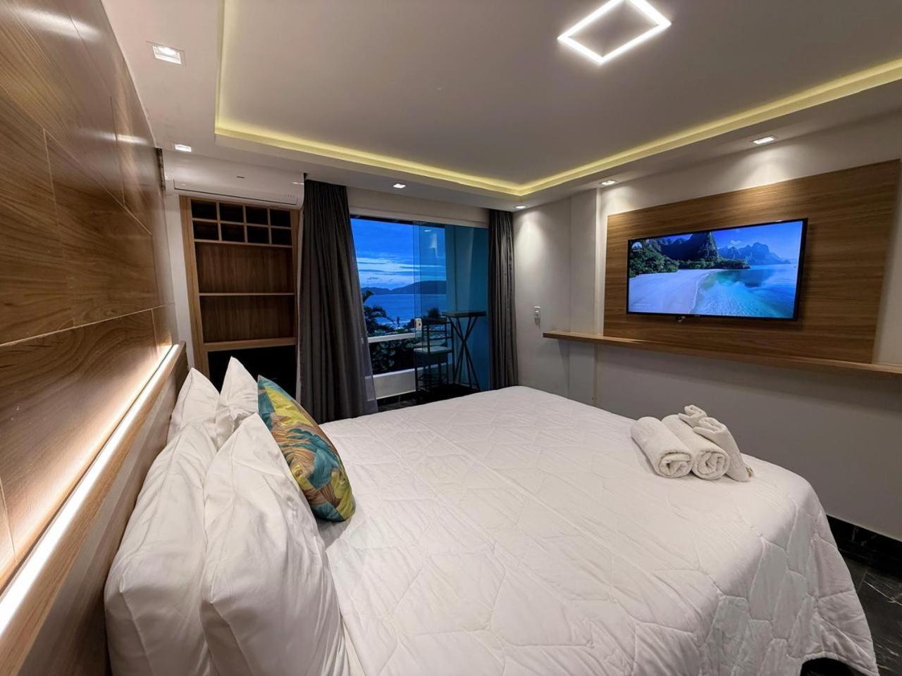 Premium Suite With Spa Bath