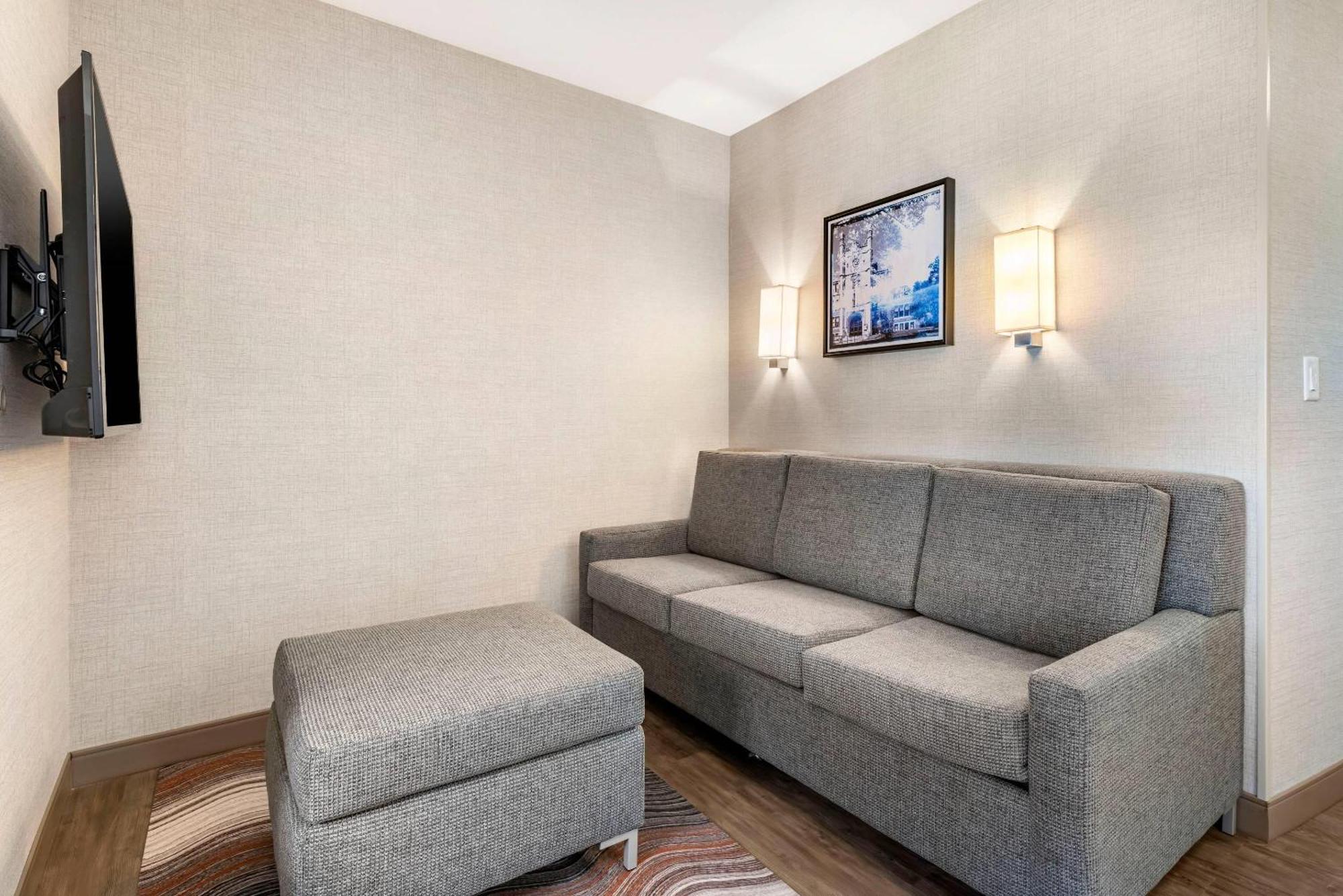 Suite Lit King-Size avec Canapé-Lit - Non-Fumeurs