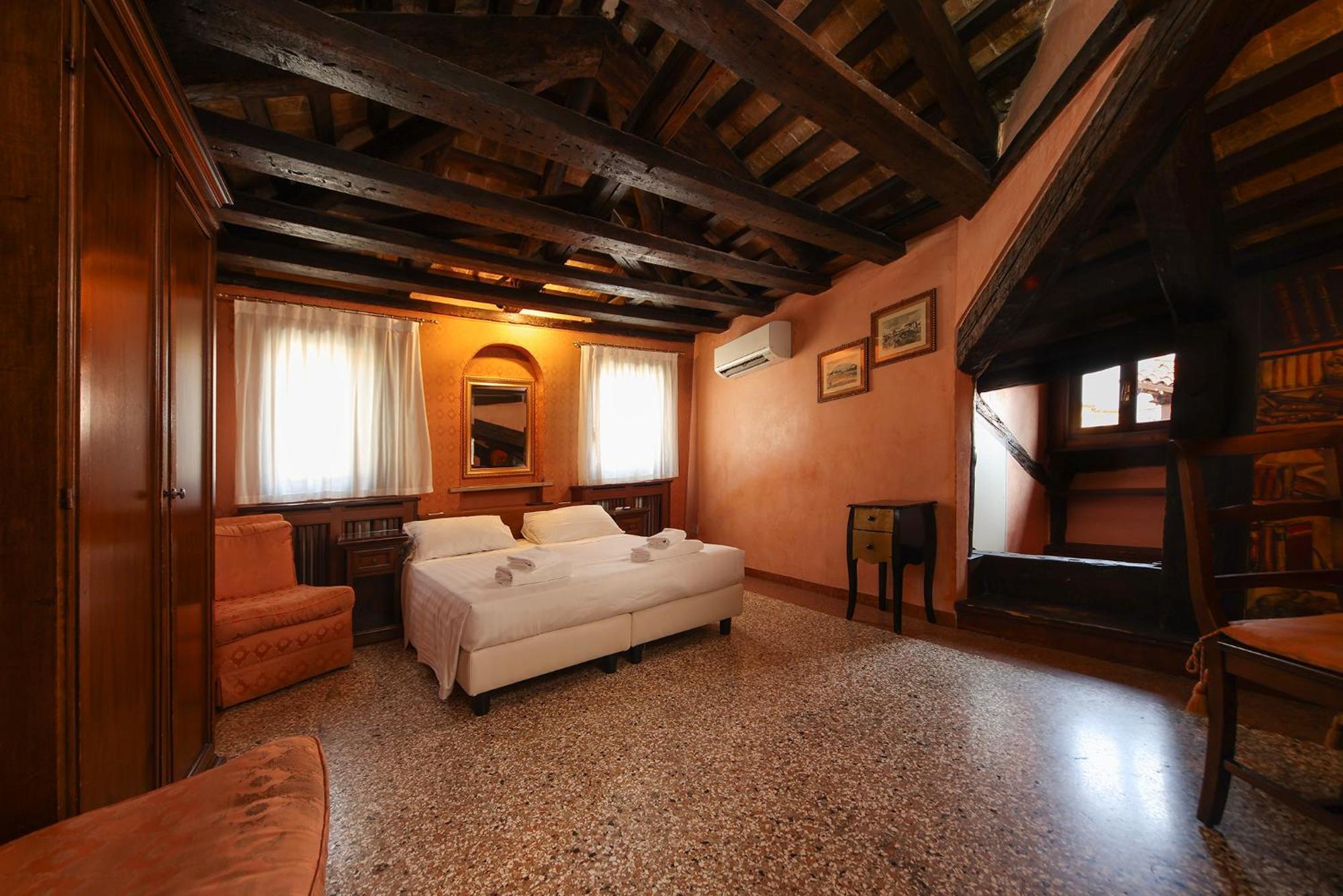 Suite Junior avec Salle de Bains Privative Séparée
