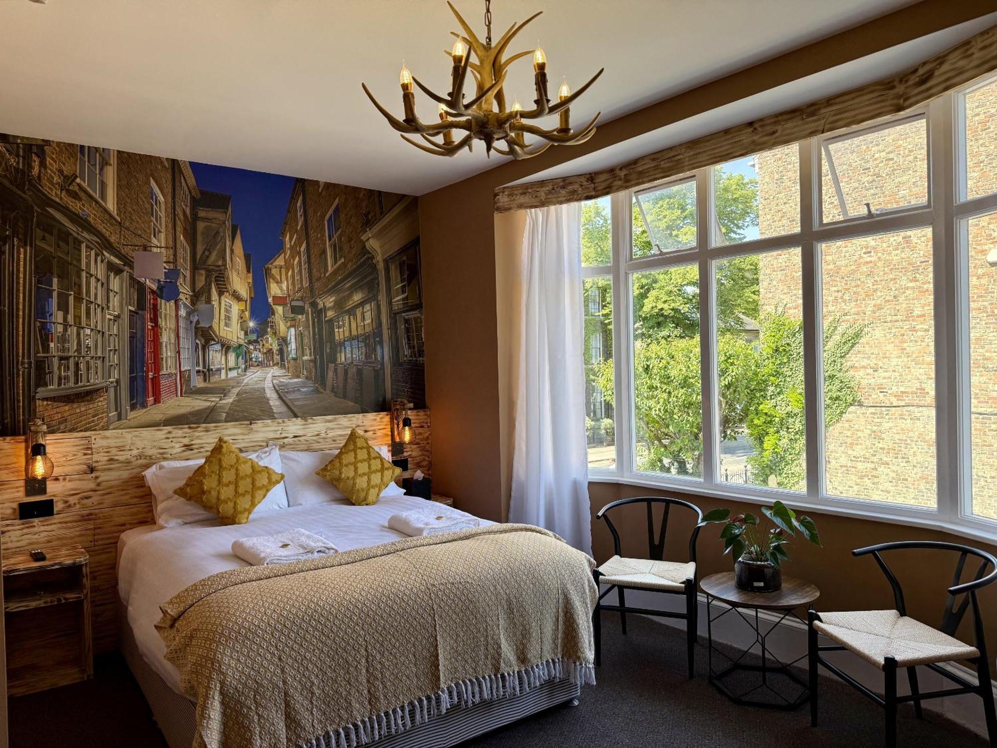 Superior King Room,1680166593:JPEG