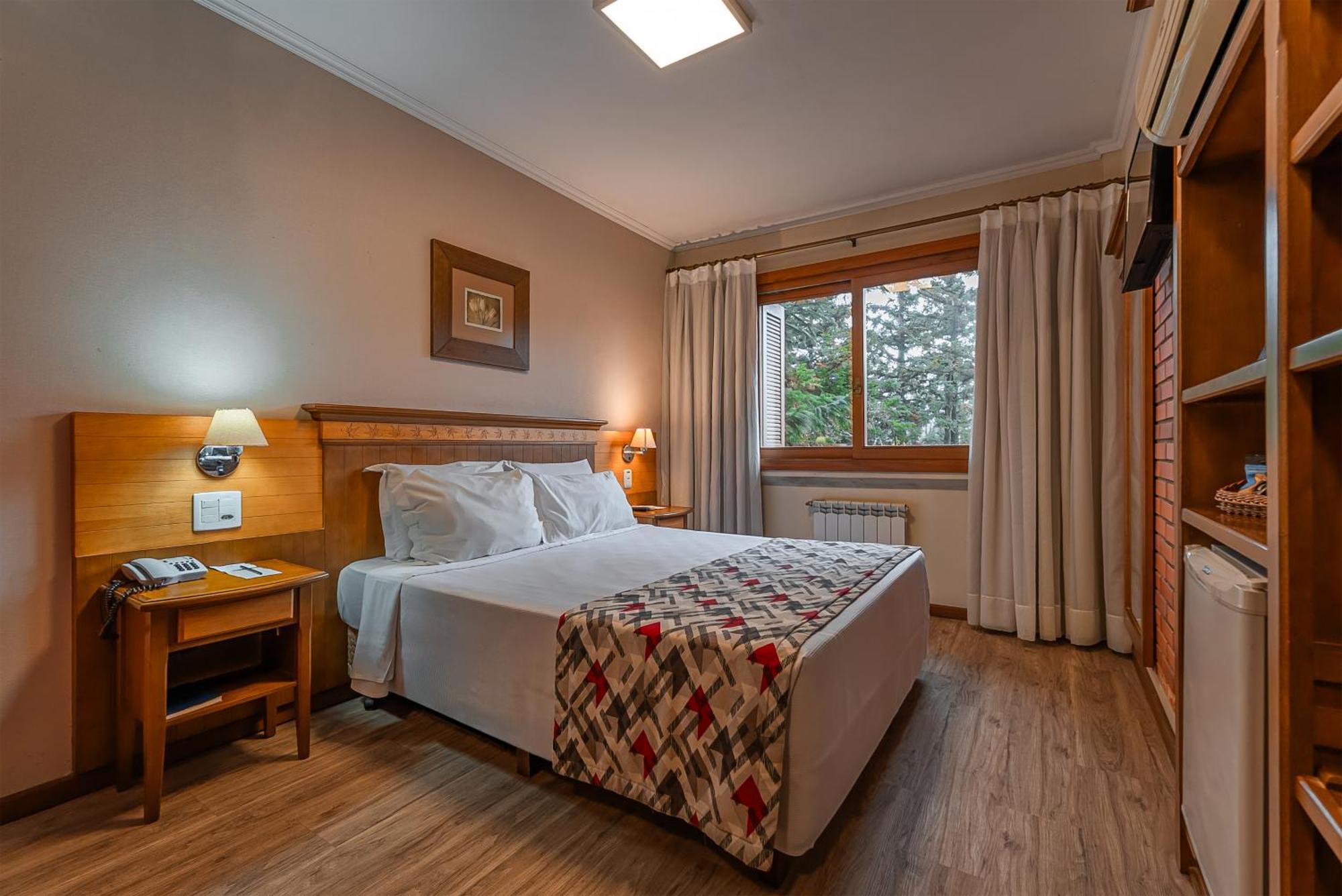 Deluxe Double Room,1681729443:JPEG