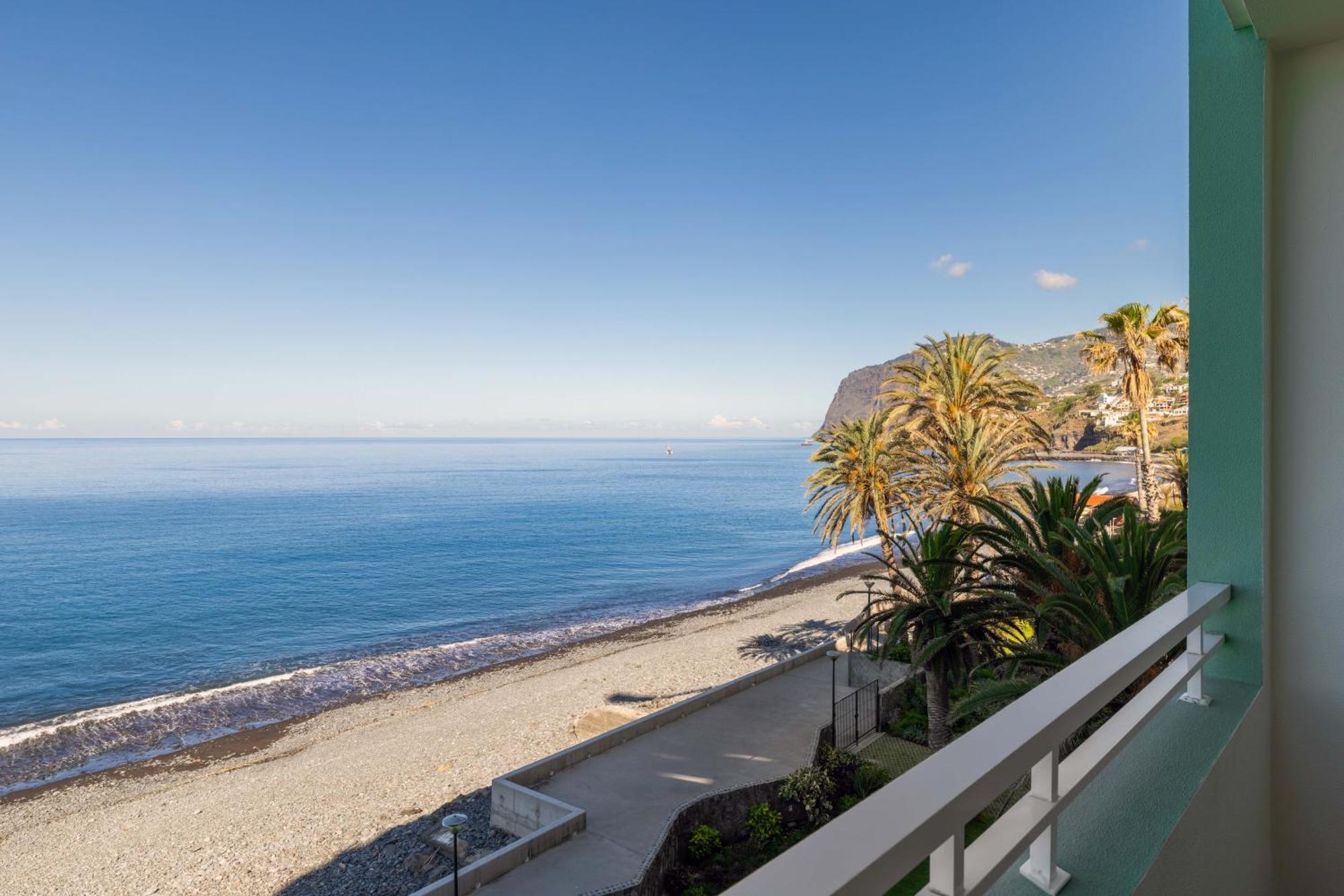 Estudio Superior con vistas al mar