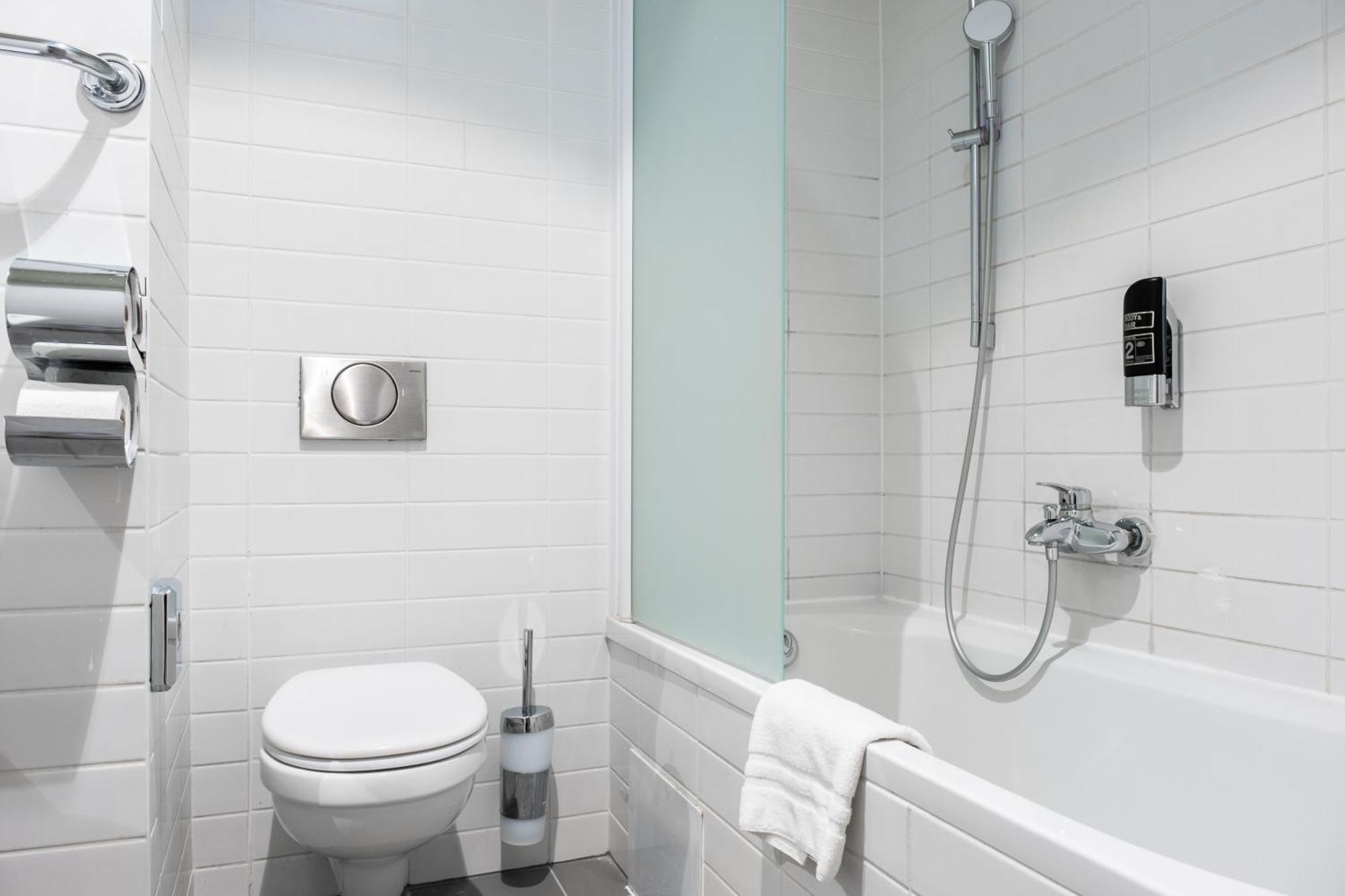 Posto Letto in Dormitorio per 8 Persone