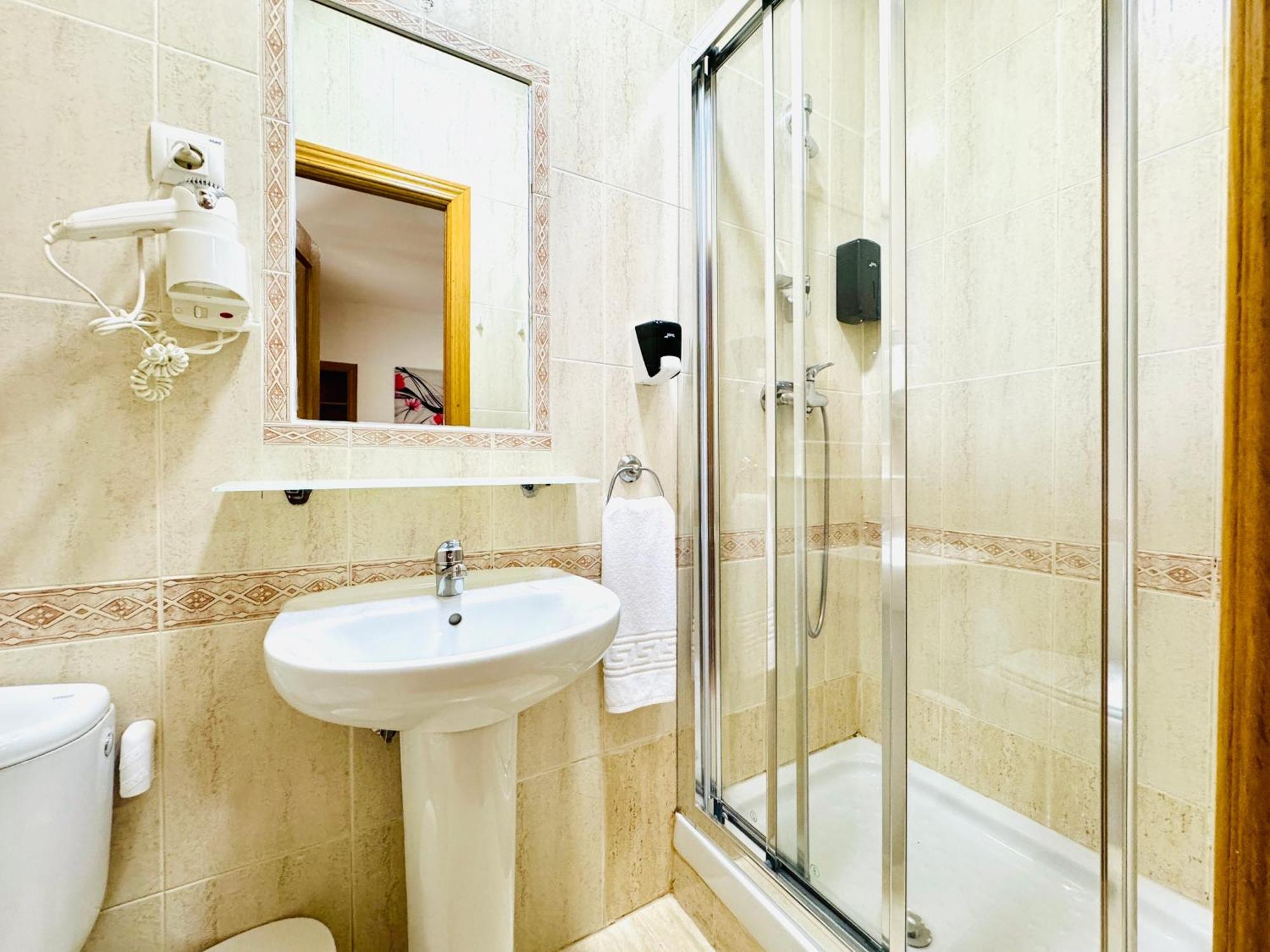 Superior Double Room,1697087547:JPEG