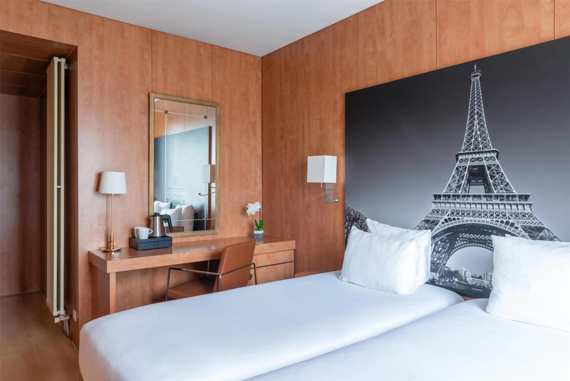 Quarto Twin Standard