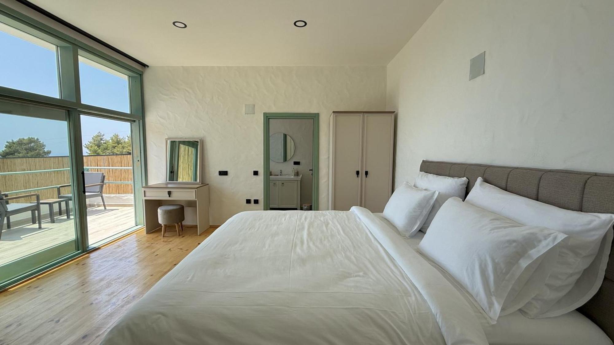 Suite avec Piscine Privée