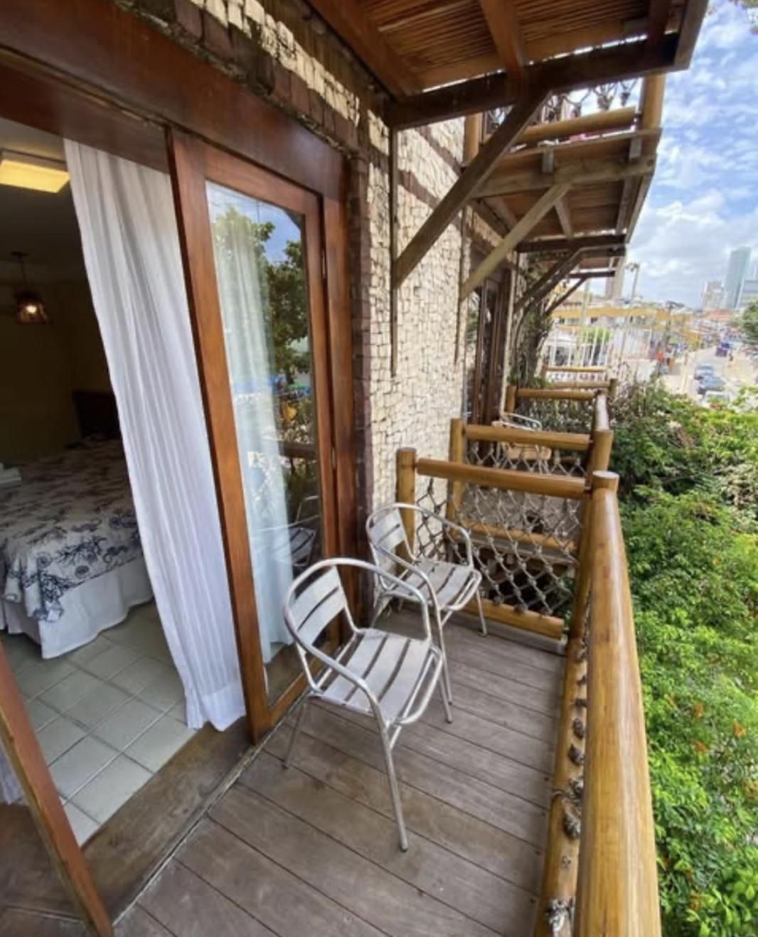 Quarto Duplo com Varanda e Vista Mar