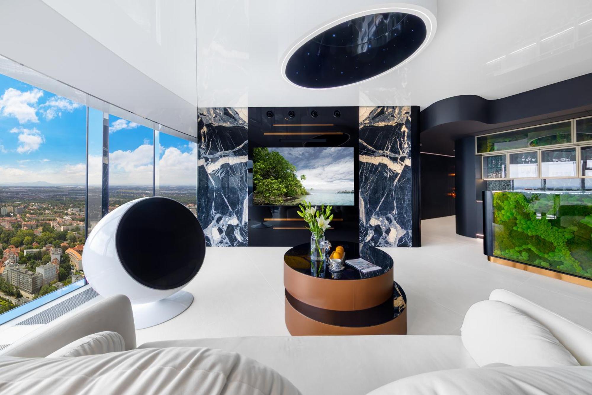 Luxury Penthouse with Private SPA