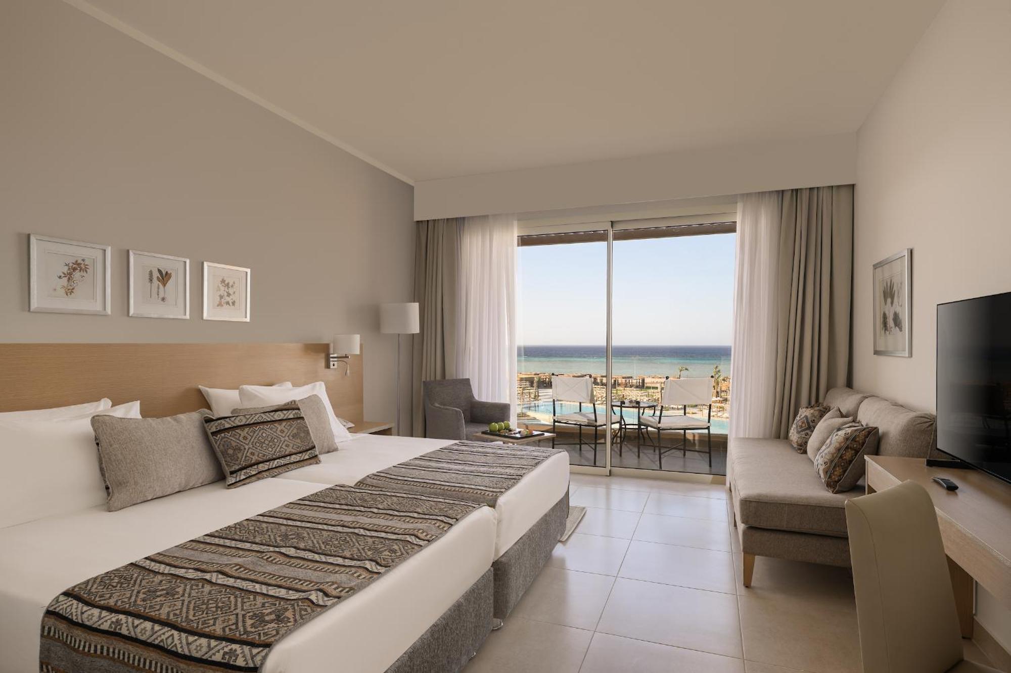 Deluxe Familiekamer met Queensize Bed of 2 Aparte Bedden en Uitzicht op Zee