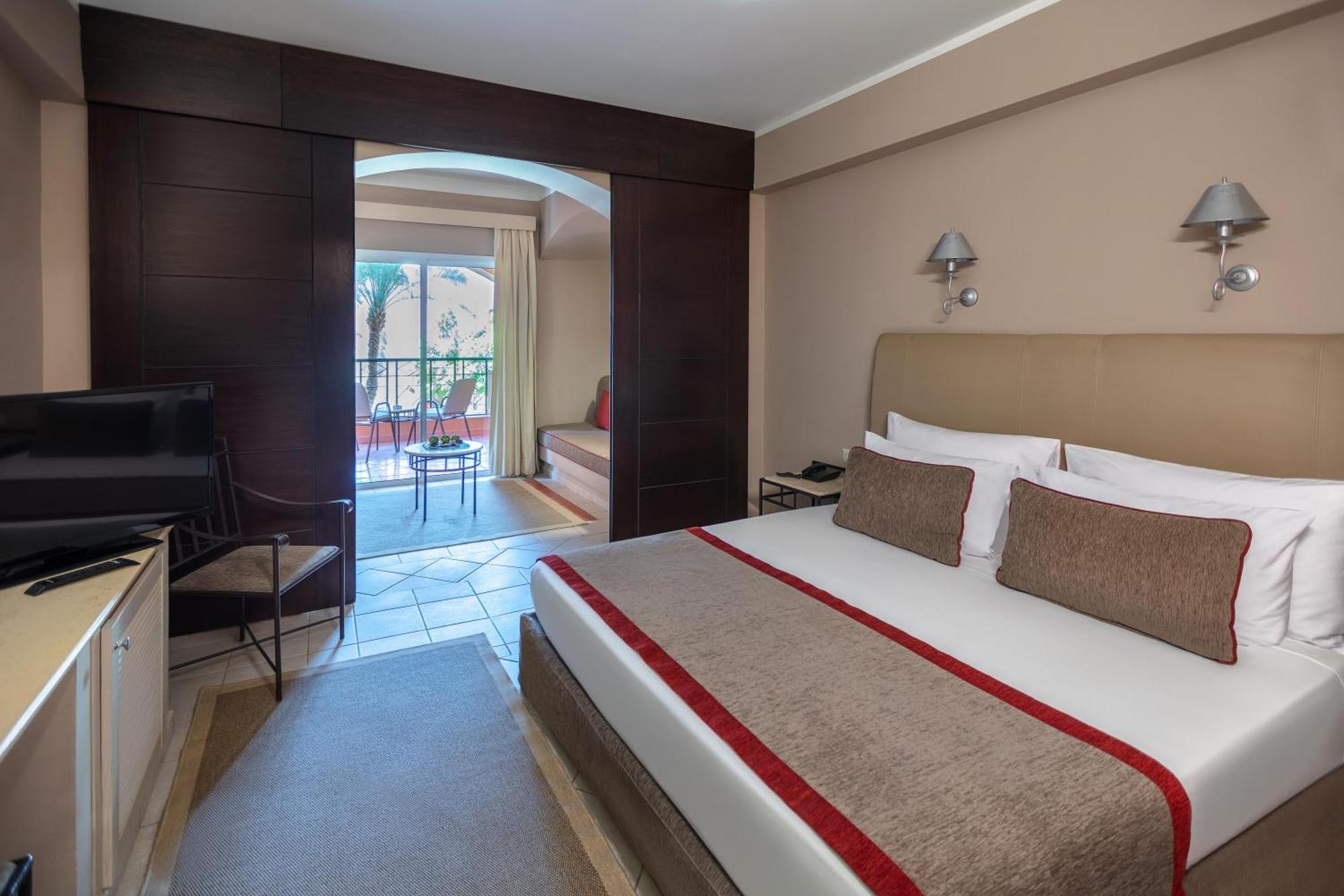 Hébergement Familial, Lit Queen-Size ou Lits Jumeaux Deluxe - Vue sur Jardin