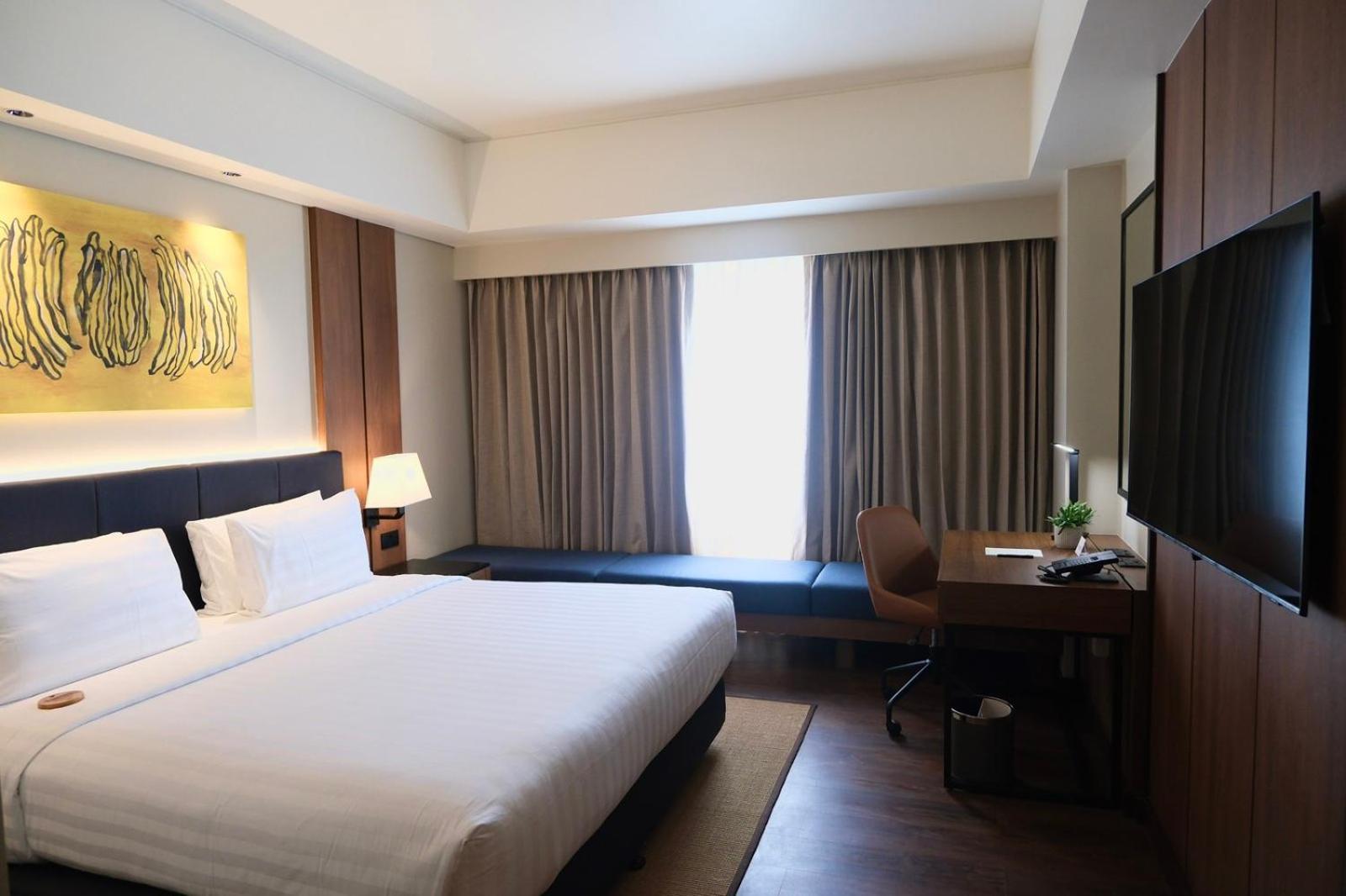 1 King Bed Standard Room,1695329719:JPEG