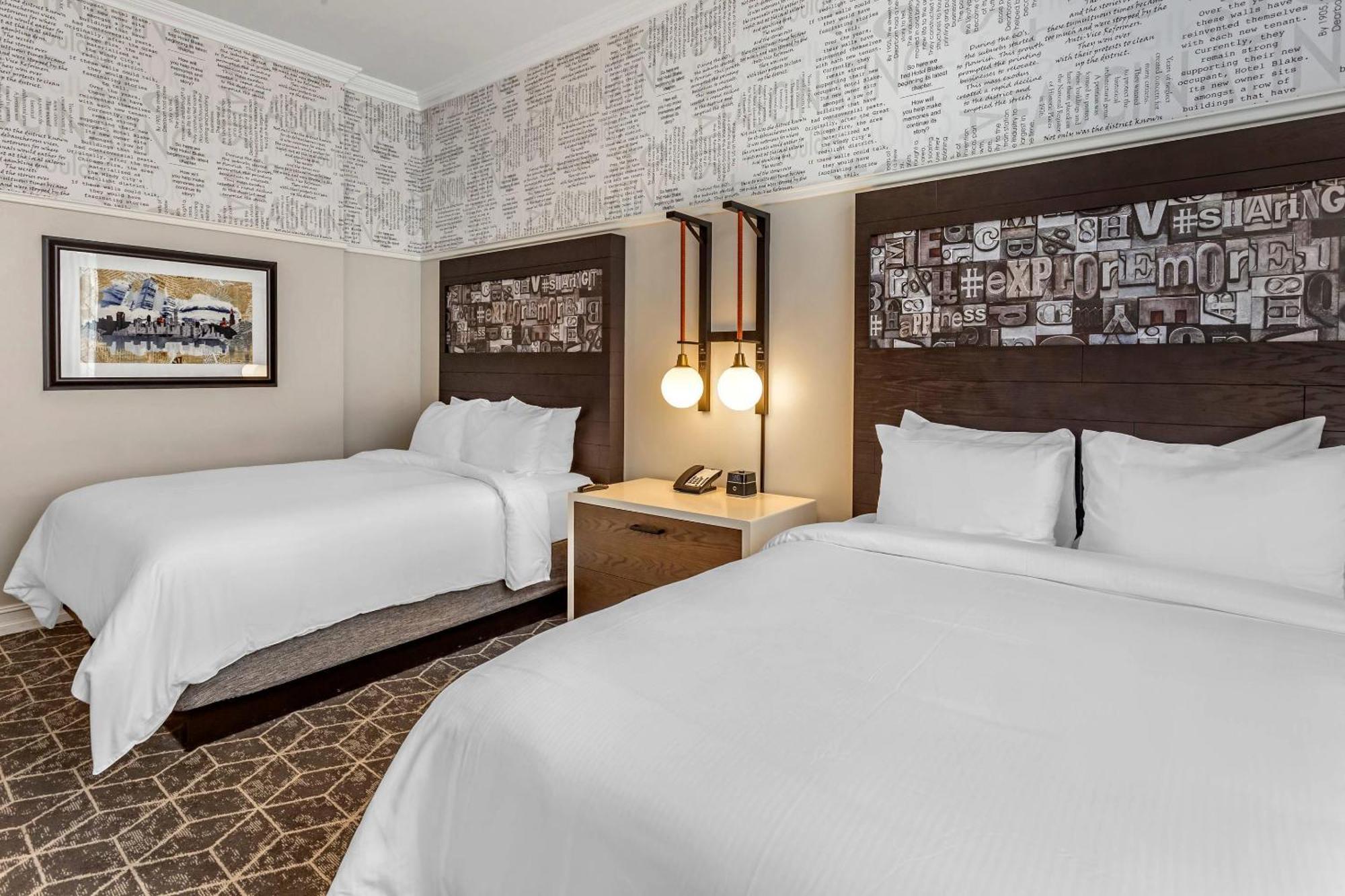 Quarto Queen com 2 Camas Queen-Size - Não Fumantes