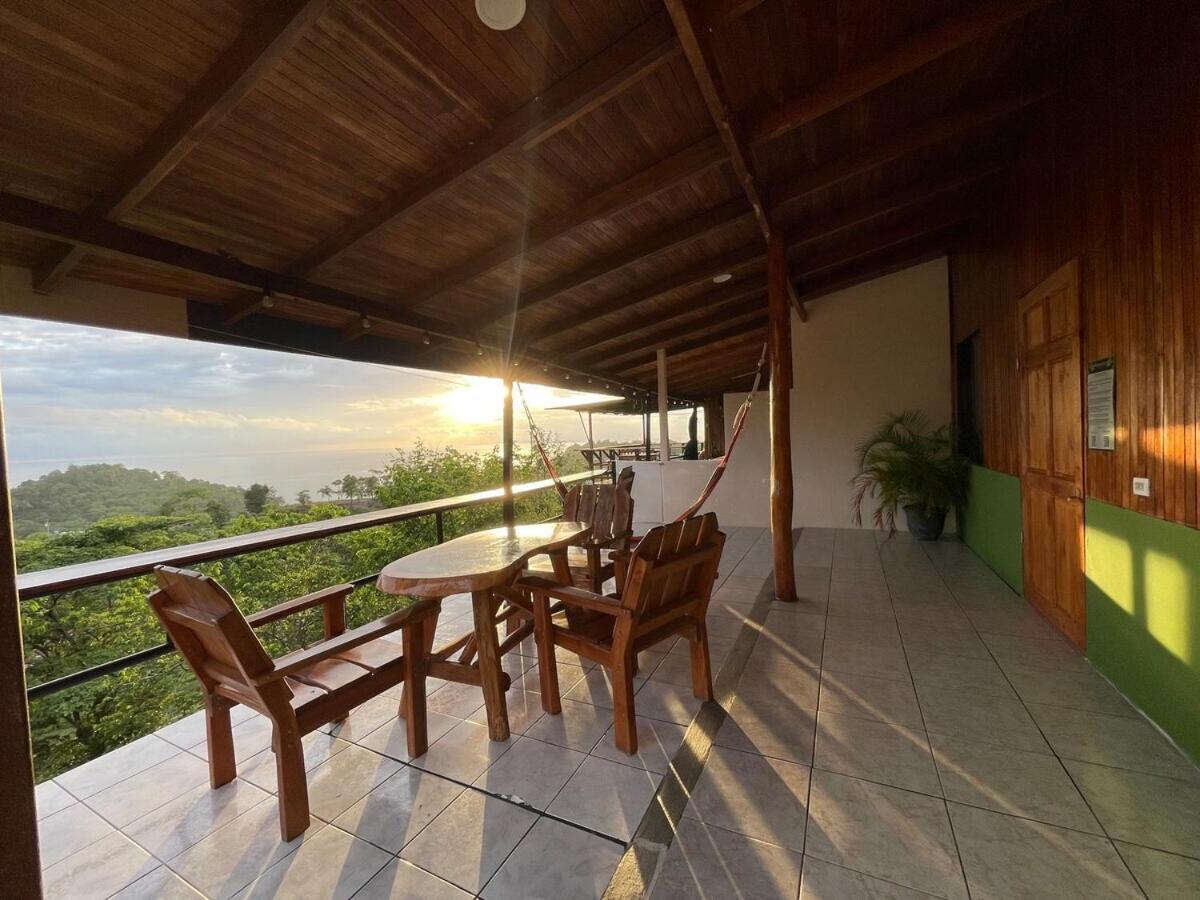 One-Bedroom Apartment with Ocean View
