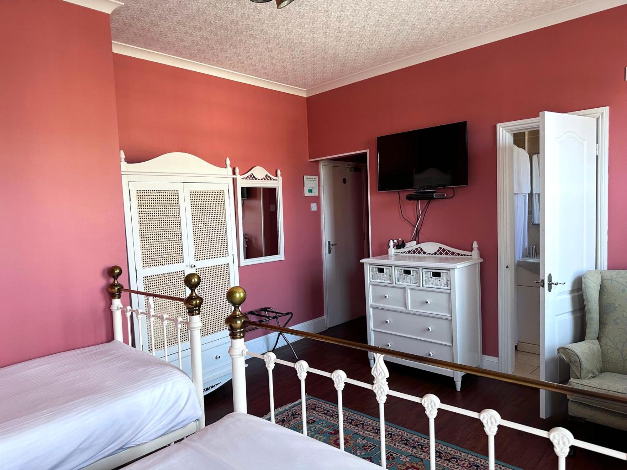 Basic Dreibettzimmer