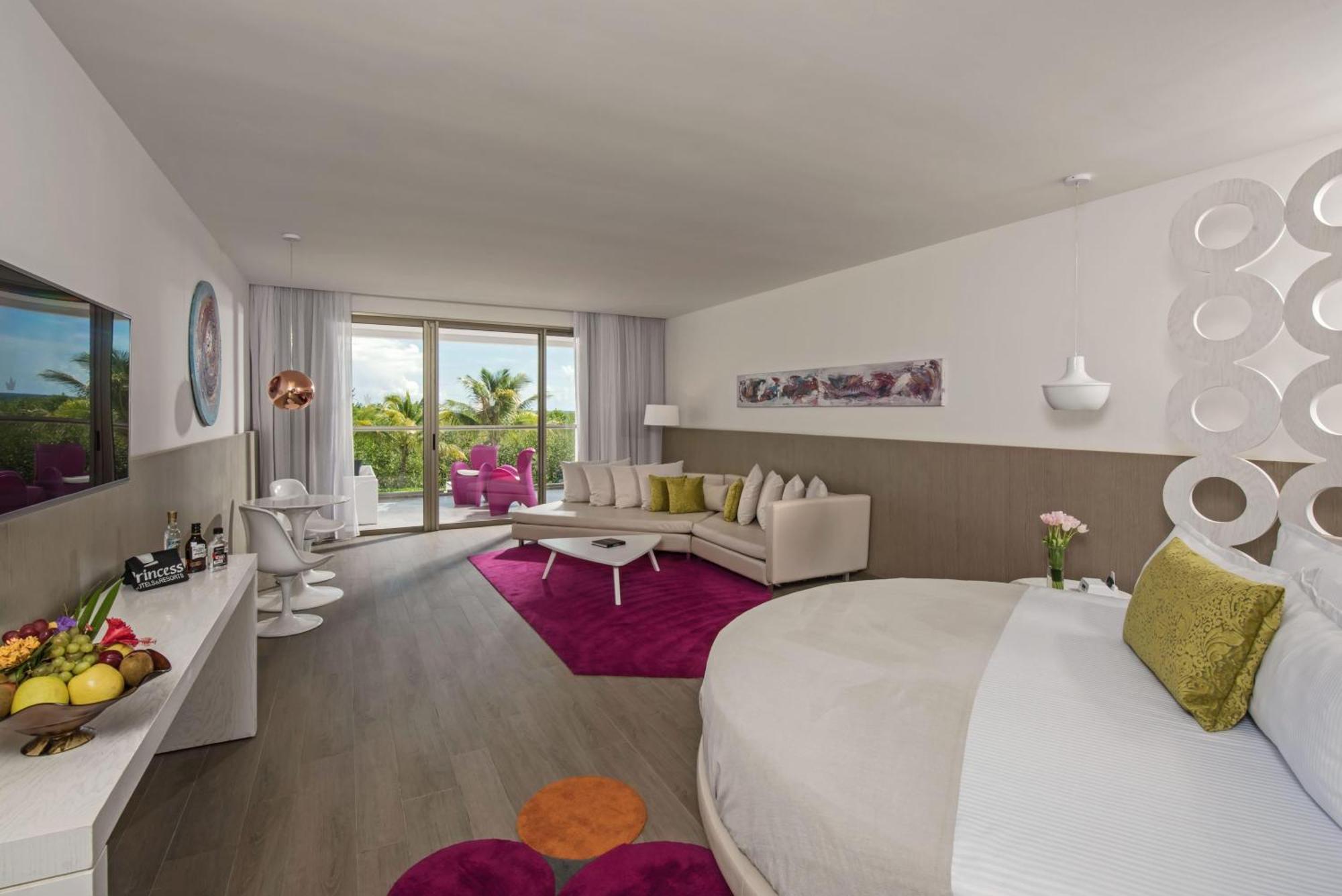 Honeymoon Suite Adults over 18 years old only,1697161414:JPEG