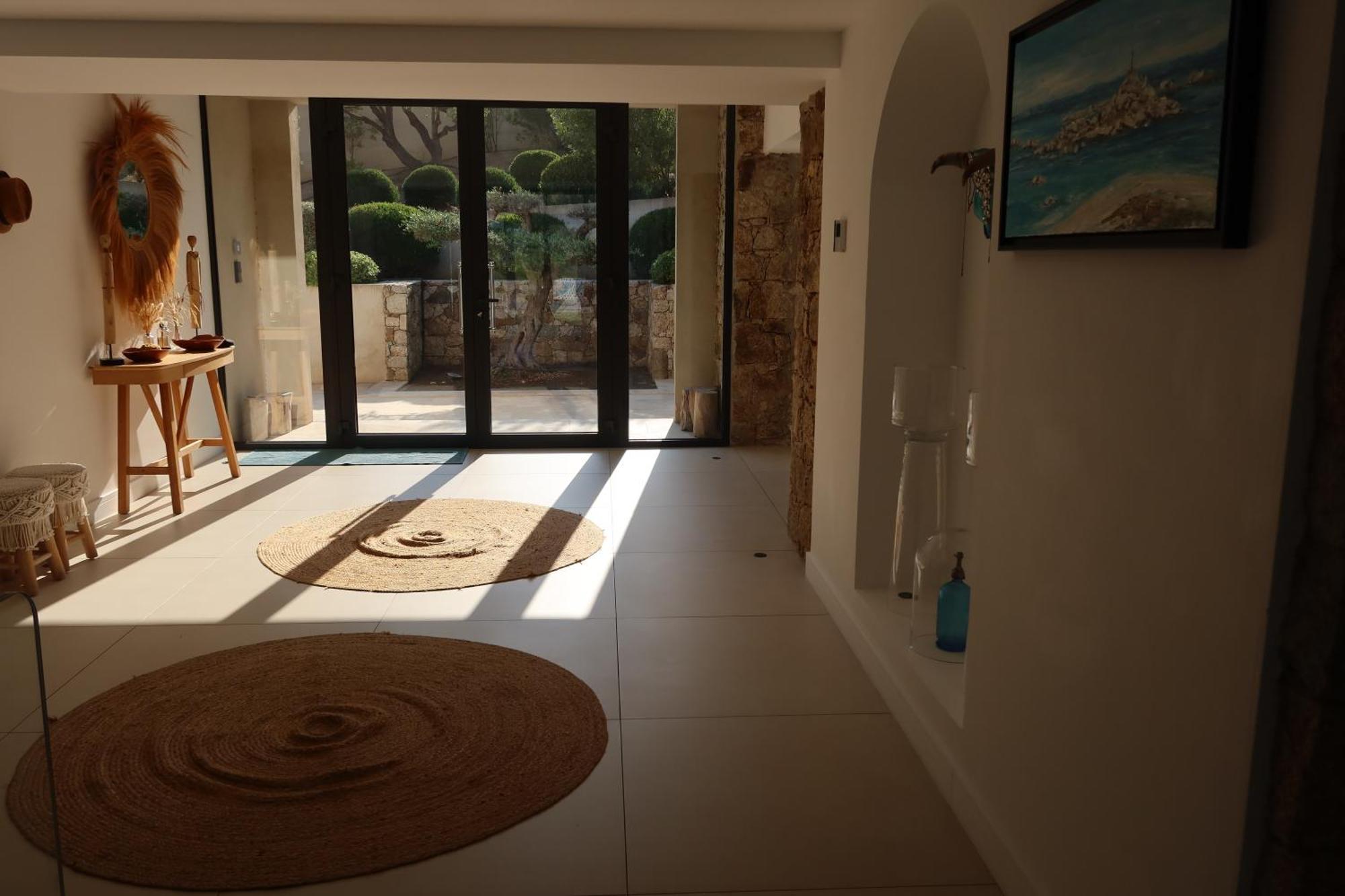 Villa Deluxe