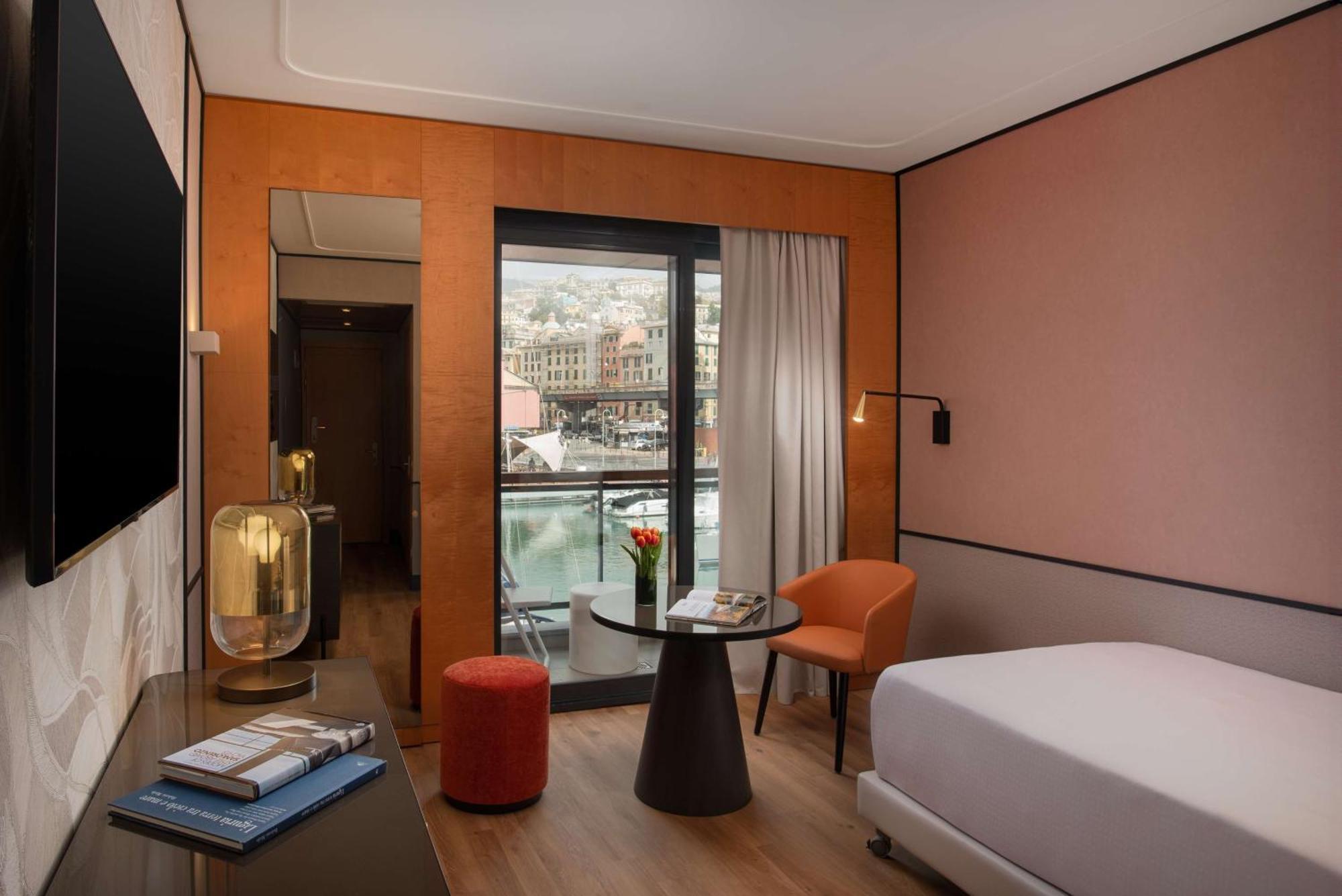 Superior Single Room with Balcony and View