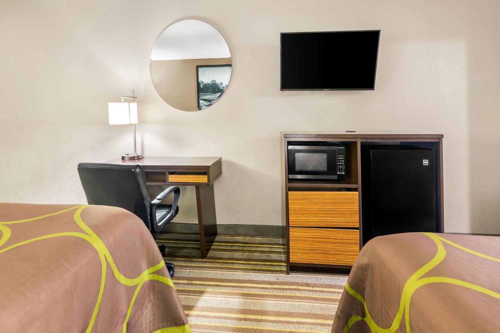 Double Room with Two Double Beds - Non-Smoking