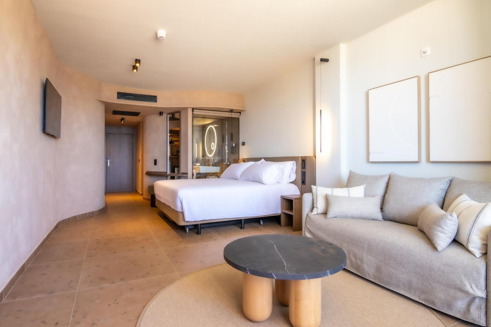 Junior Suite Deluxe Zijdelings Uitzicht op Zee (1 Volwassene)