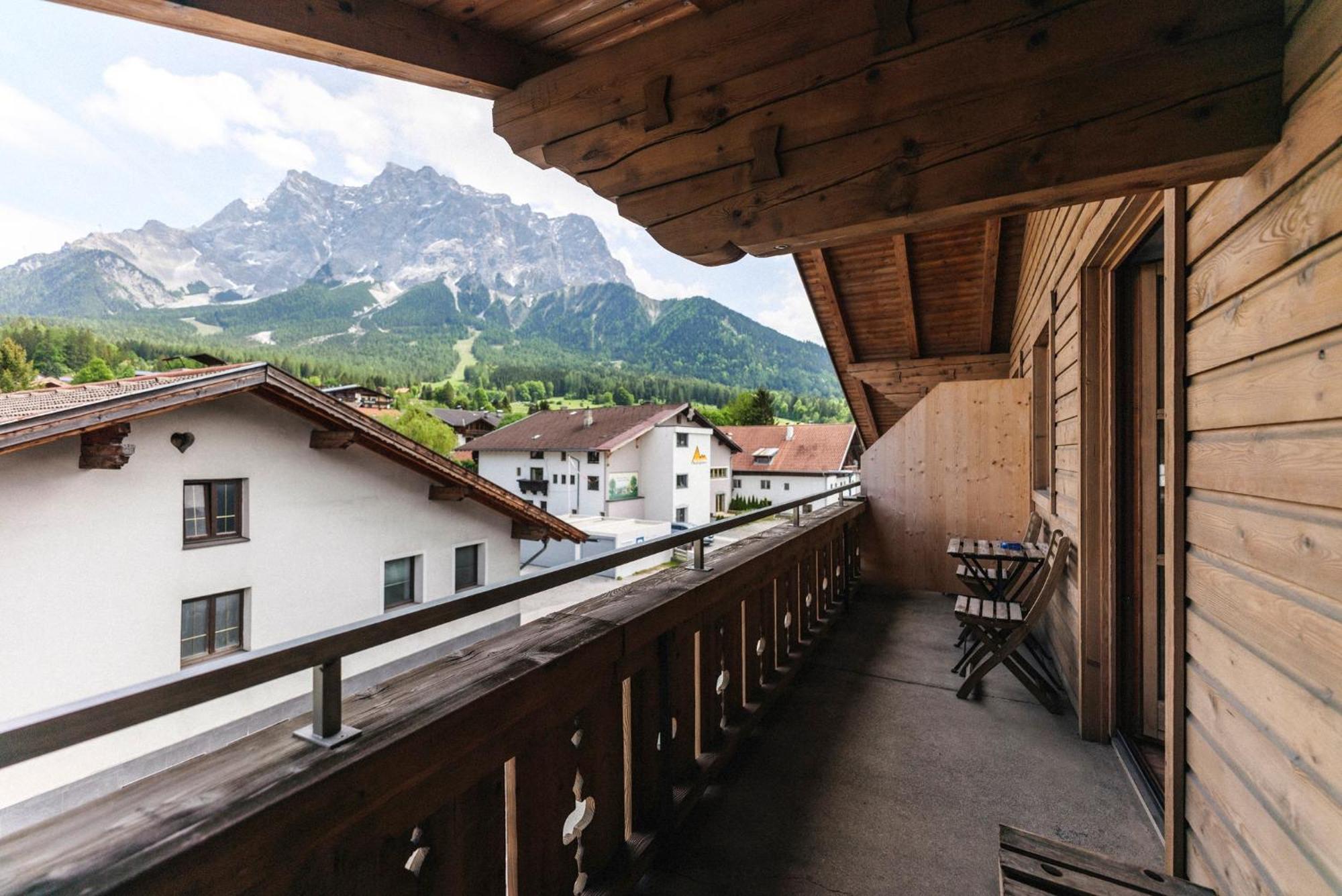 Triple Room Balcony,1699129161:JPEG
