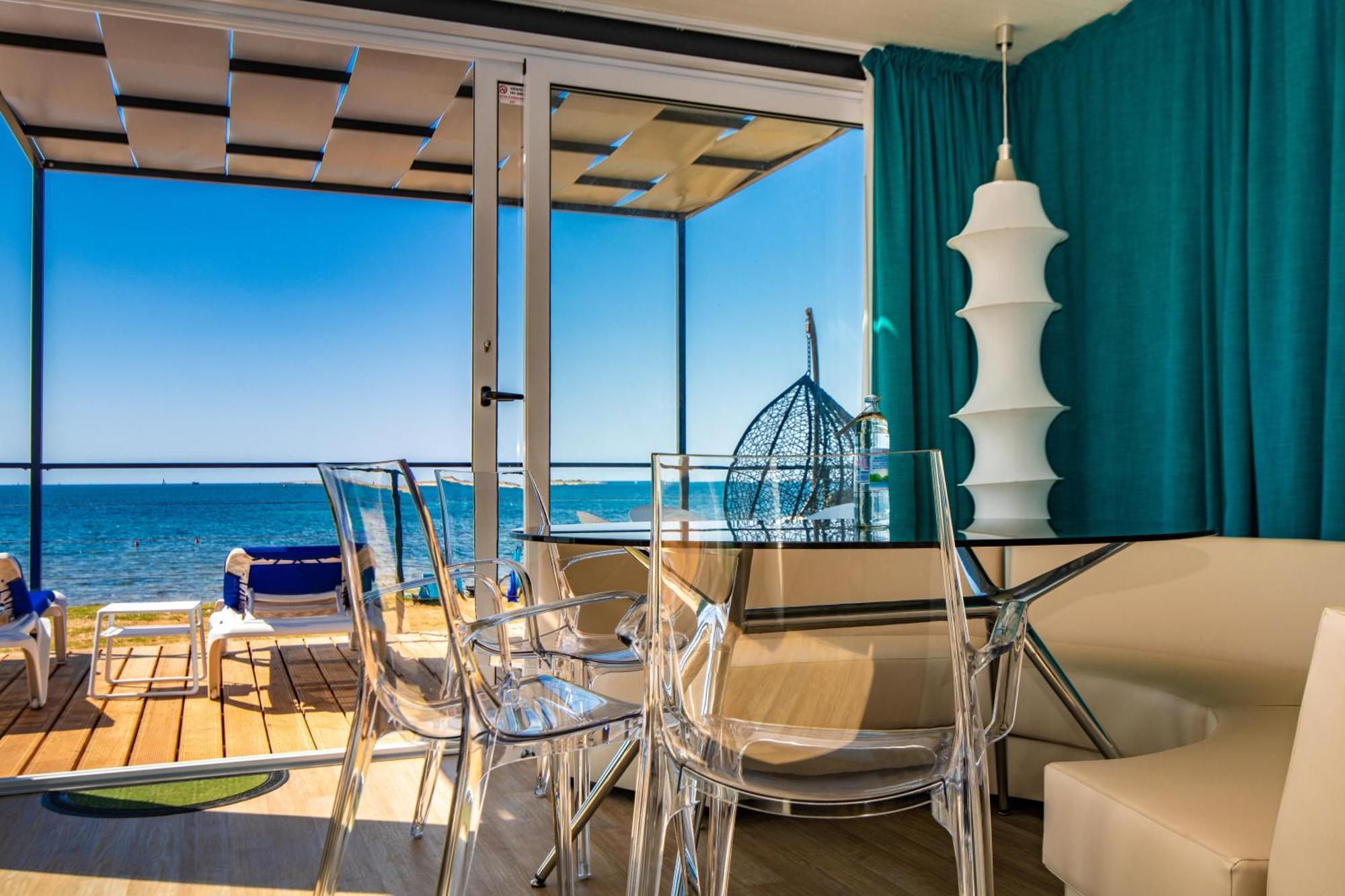 Casa da Campeggio Deluxe con 2 Camere da Letto e Vista Mare