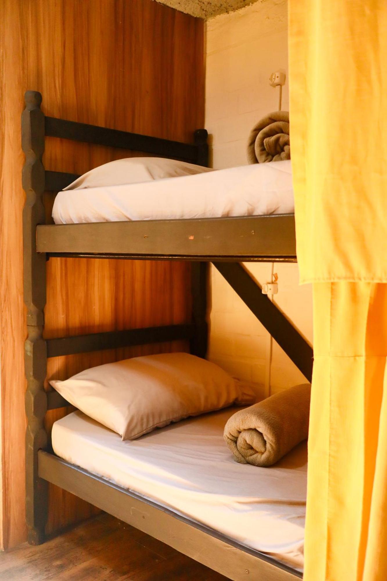 Cama em Beliche num Dormitório Misto