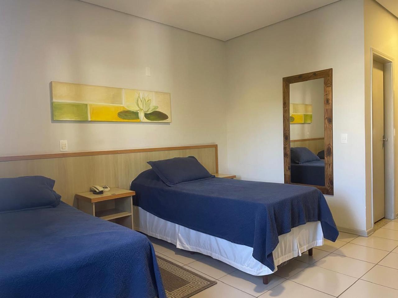 Quarto Standard com 2 Camas de Solteiro