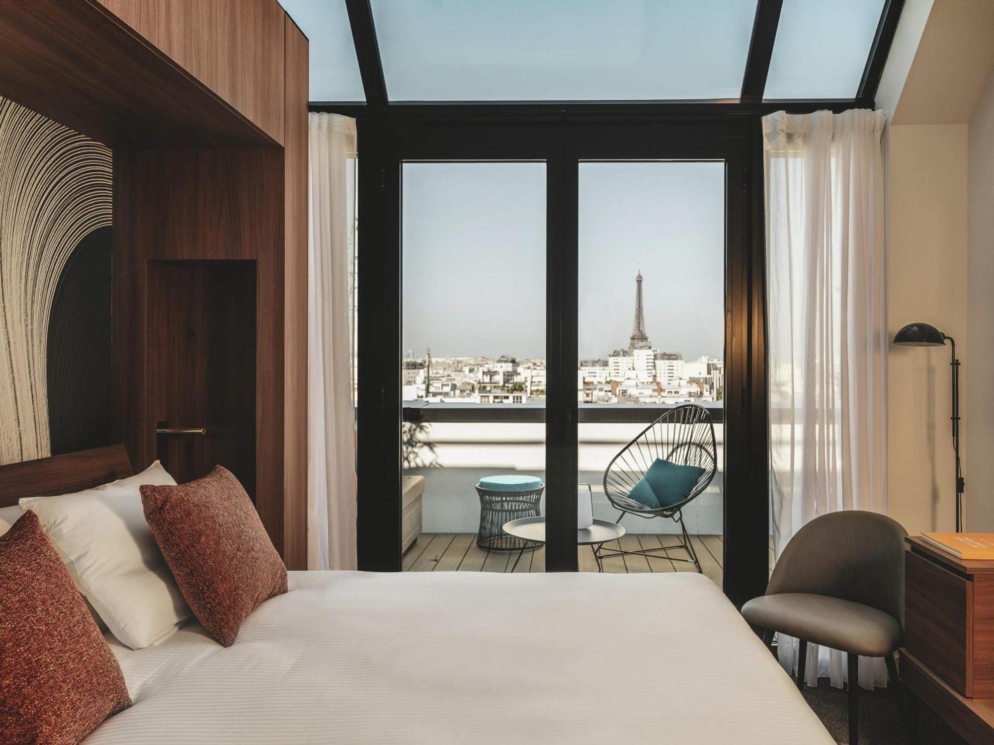 Suite Executive con vistas a la Torre Eiffel - 1 cama doble y 1 sofá cama individual