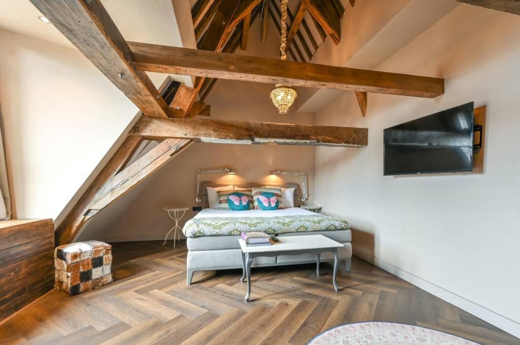 Elegantes Zimmer
