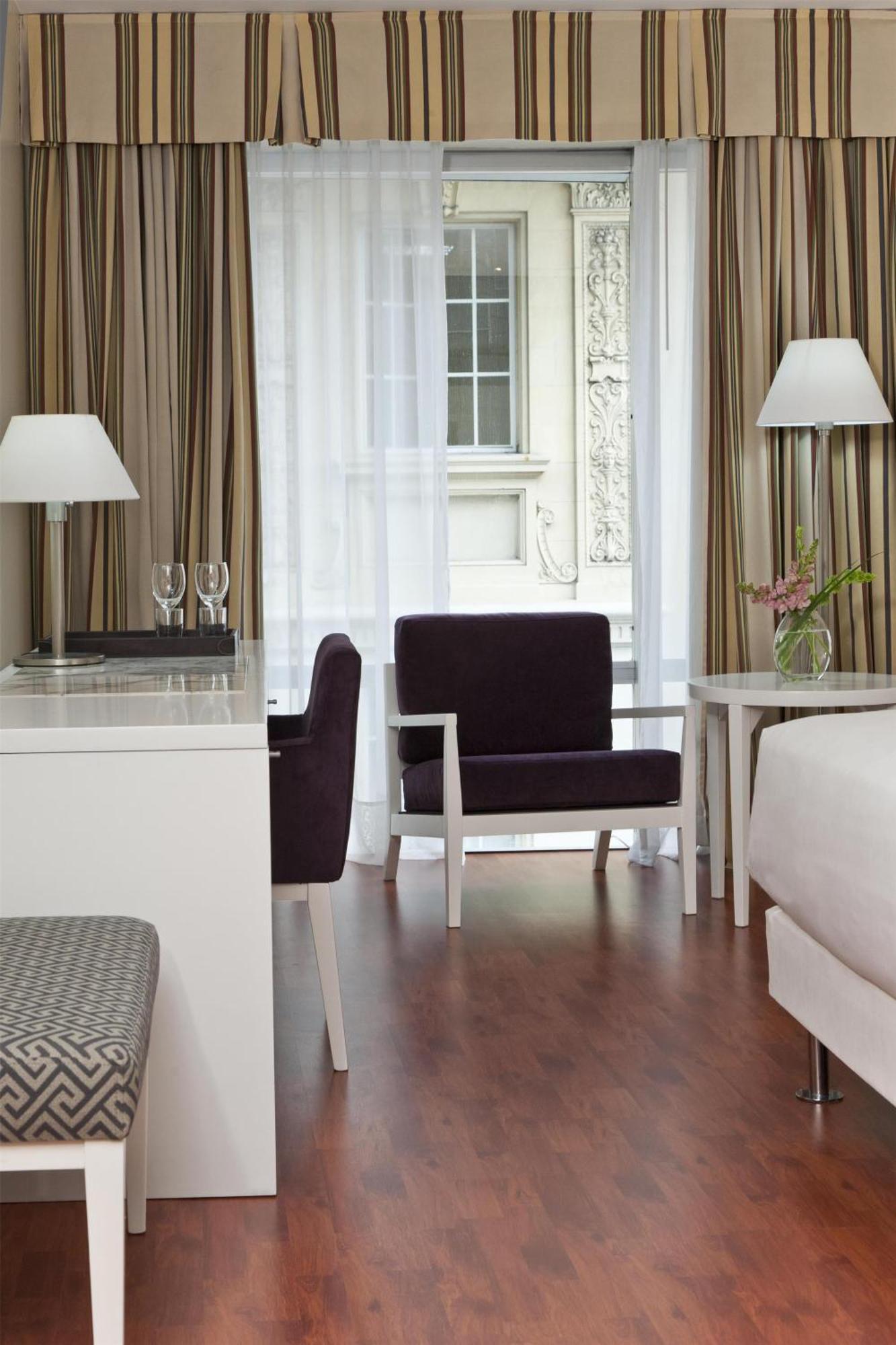 Quarto Standard com Cama de Casal ou 2 de Solteiro