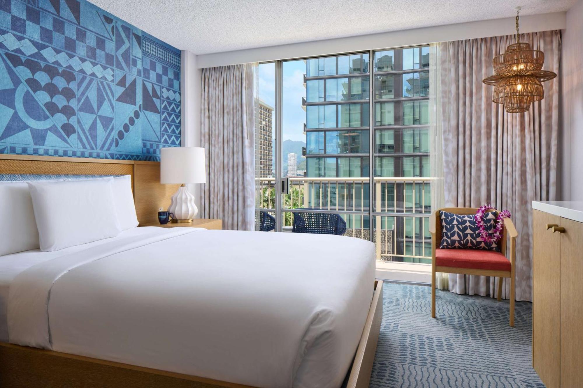 Waikiki View with One Queen Bed,1601695697:JPEG