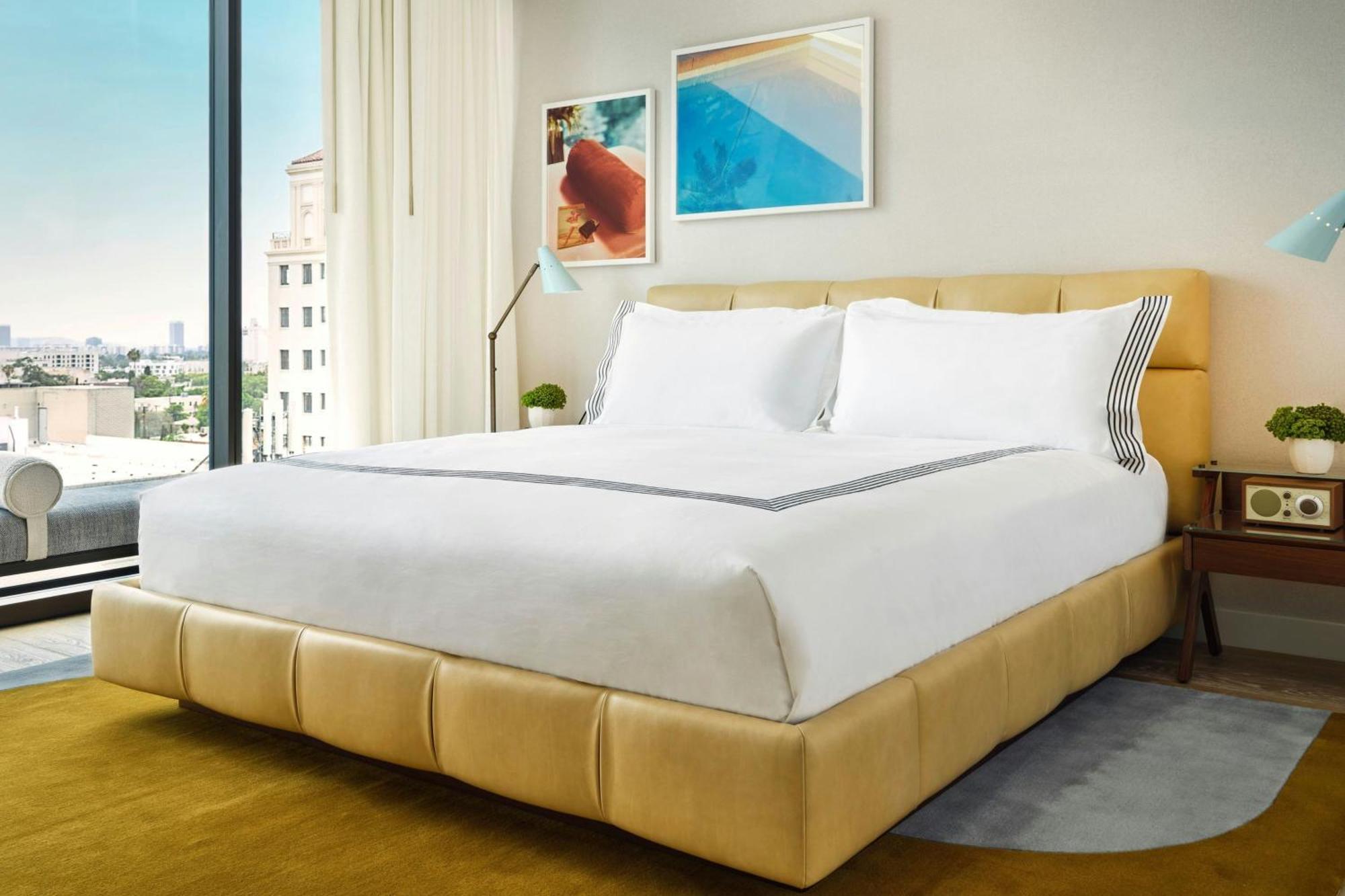 Habitación con balcón y vistas a la ciudad - 1 cama extragrande - Adaptada para personas con discapacidad auditiva