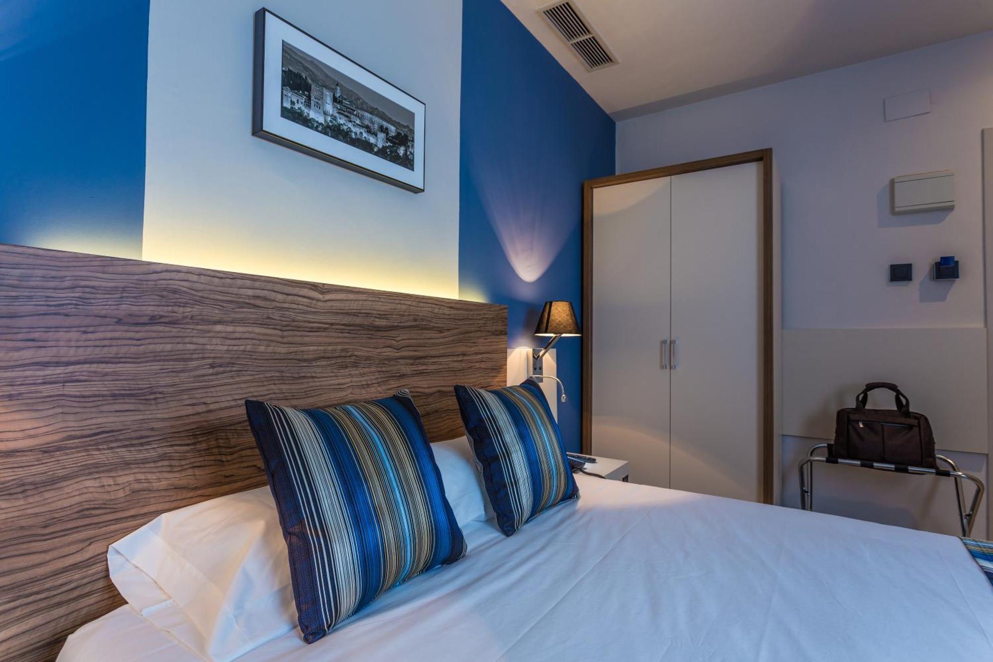 Single Room,1709973782:JPEG