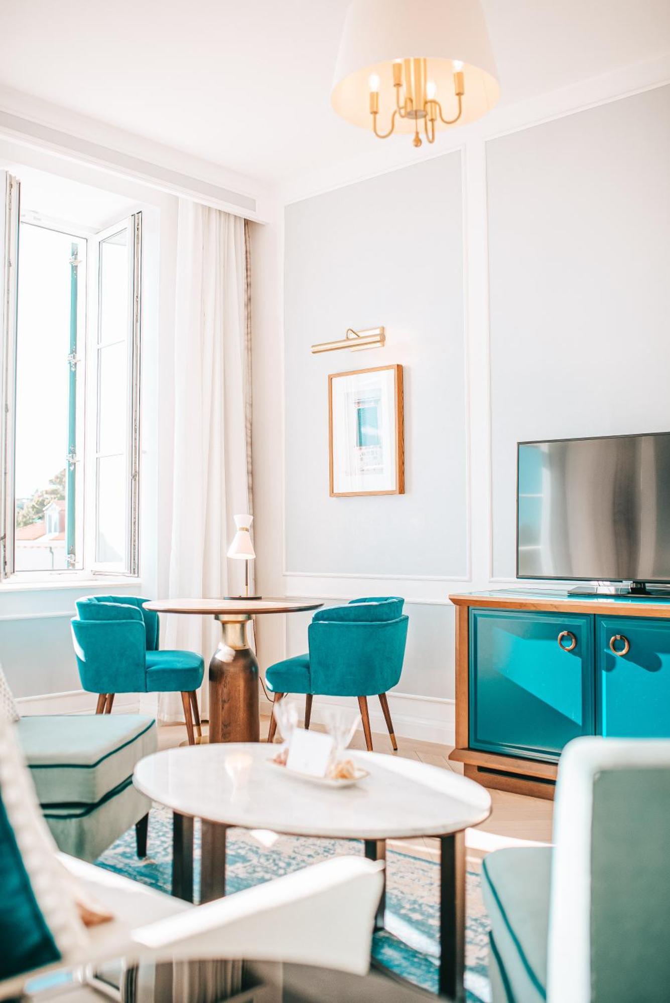 Suite King Deluxe com 1 Quarto e Vista Mar