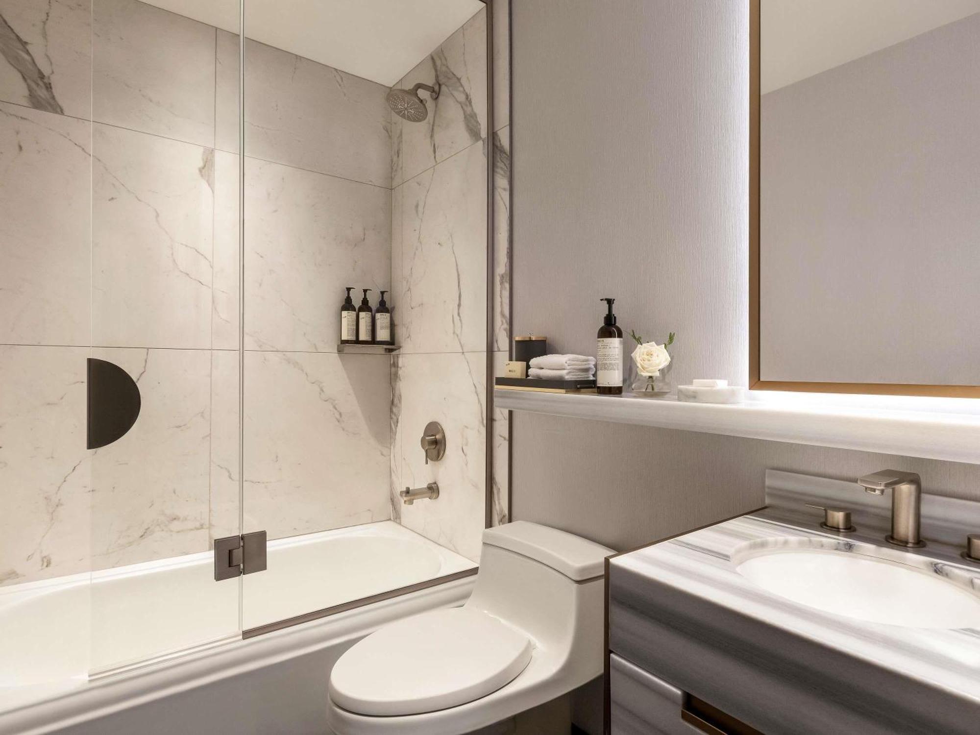 Junior King Suite met uitzicht over het meer