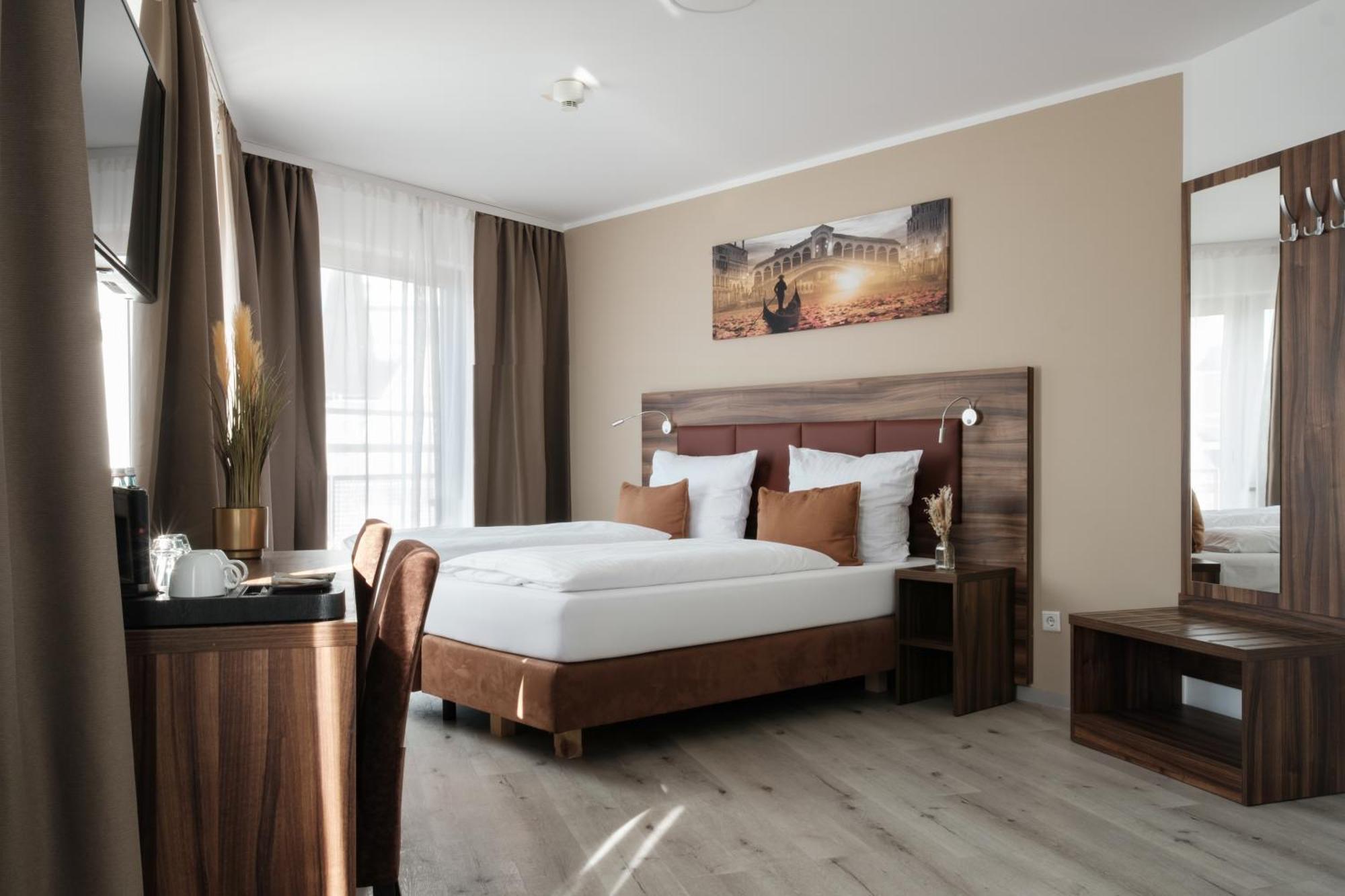 Doppel- oder Zweibettzimmer