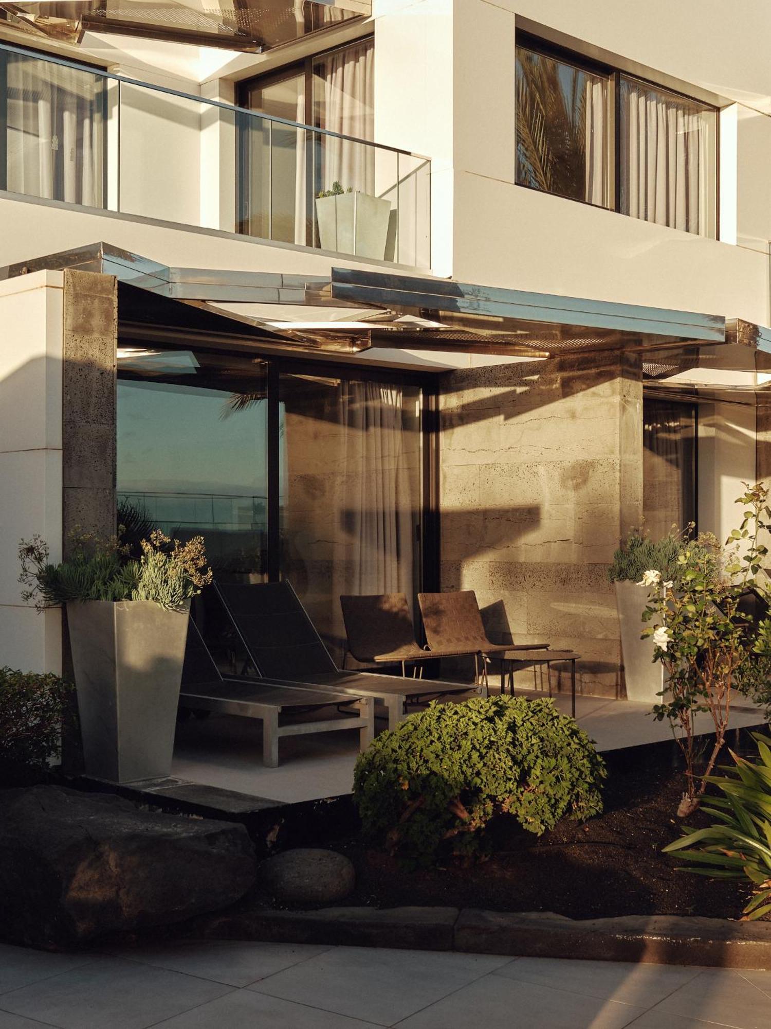 Suite Junior (2 Personnes) - Vue sur Piscine