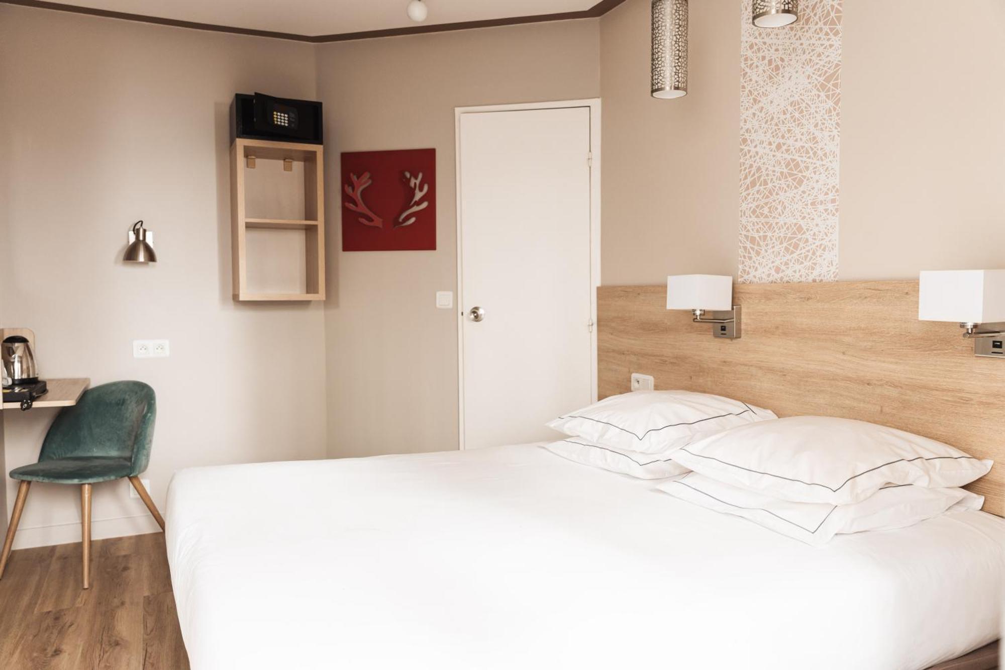 Quarto Duplo