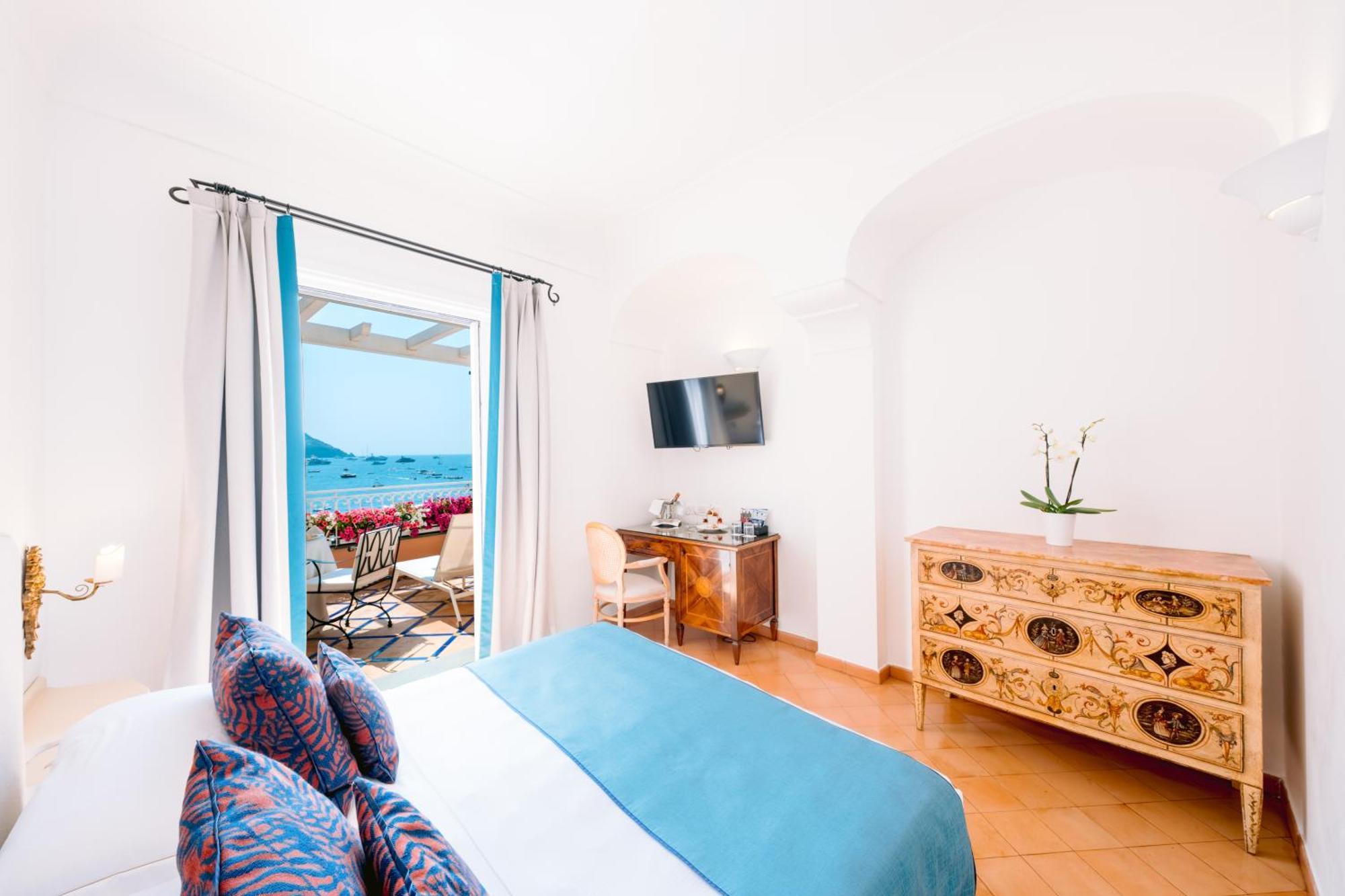 Tweepersoonskamer met Balkon en Uitzicht op Zee