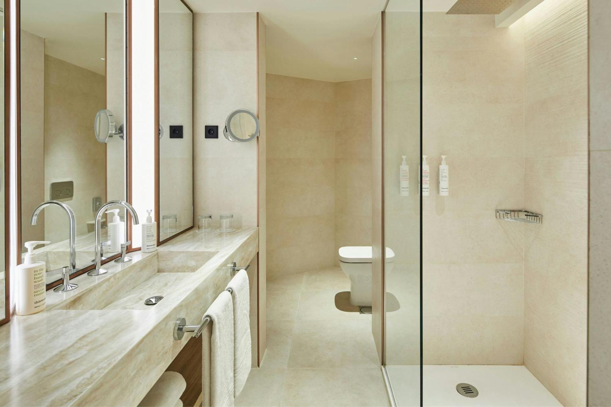 Suite mit 2 Schlafzimmern und Stadtblick