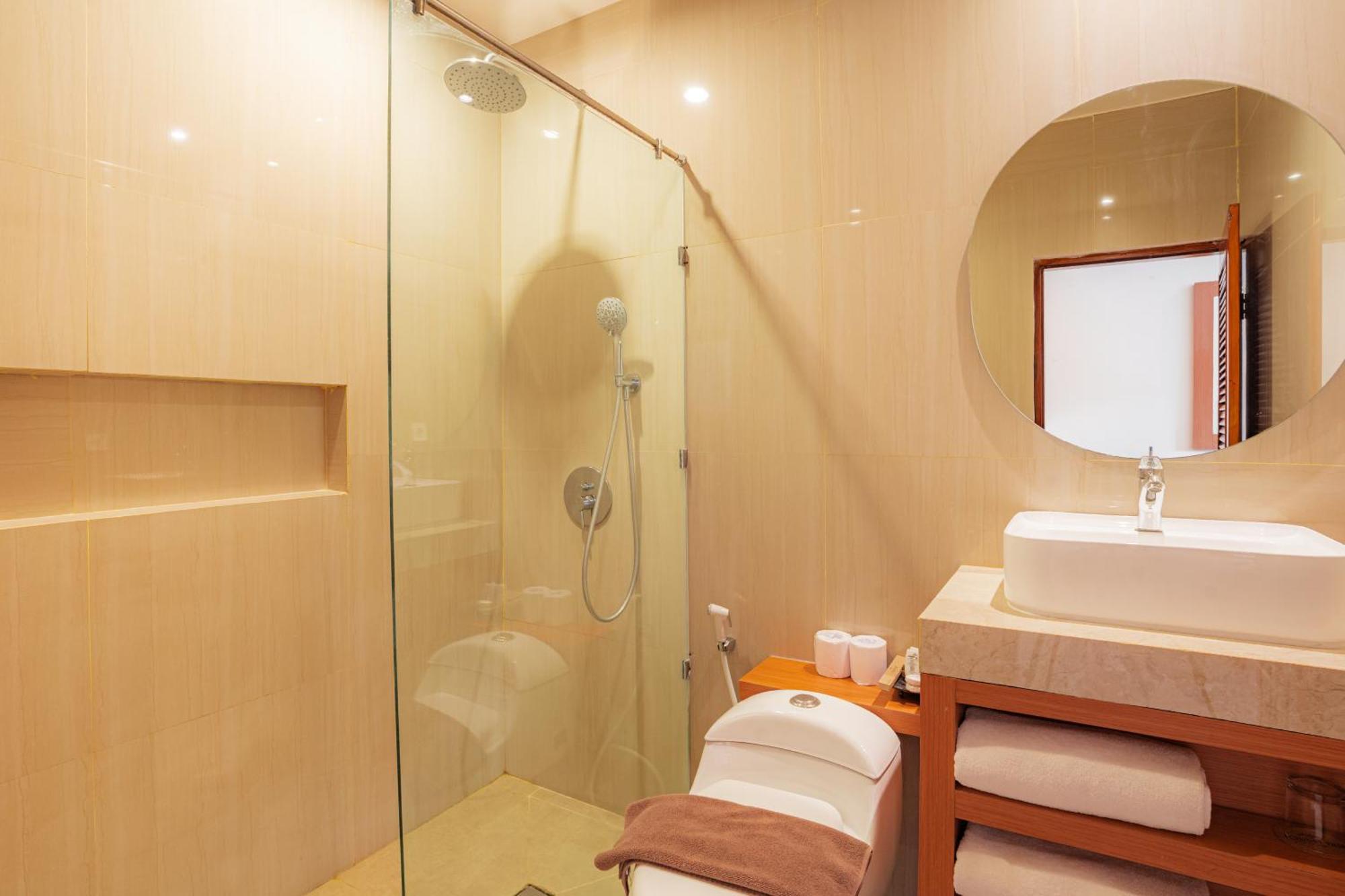 Chambre Double ou Lits Jumeaux Supérieure - Vue sur Piscine