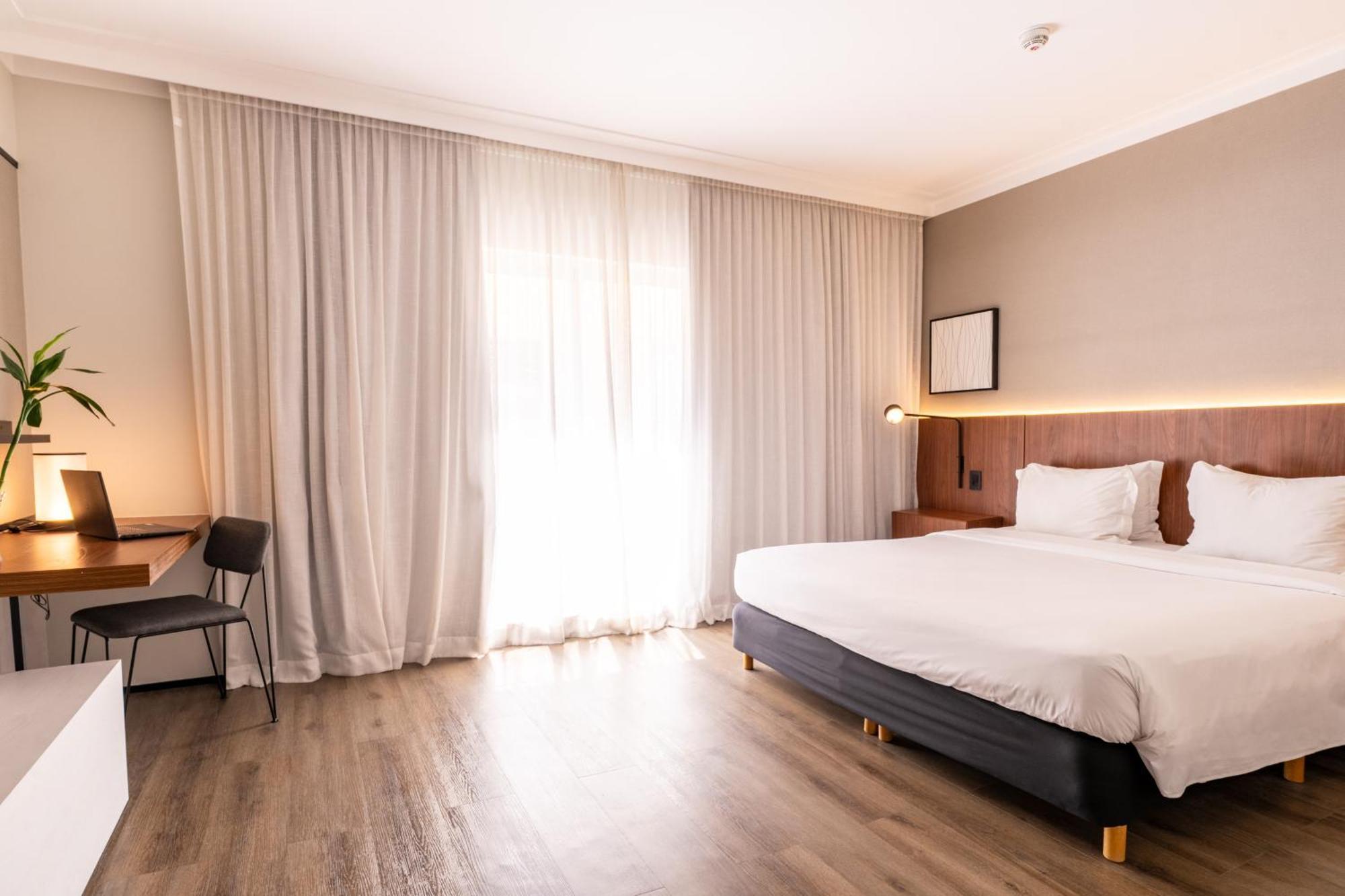 Standard Casal 1 Cama Queen,1772892372:JPEG
